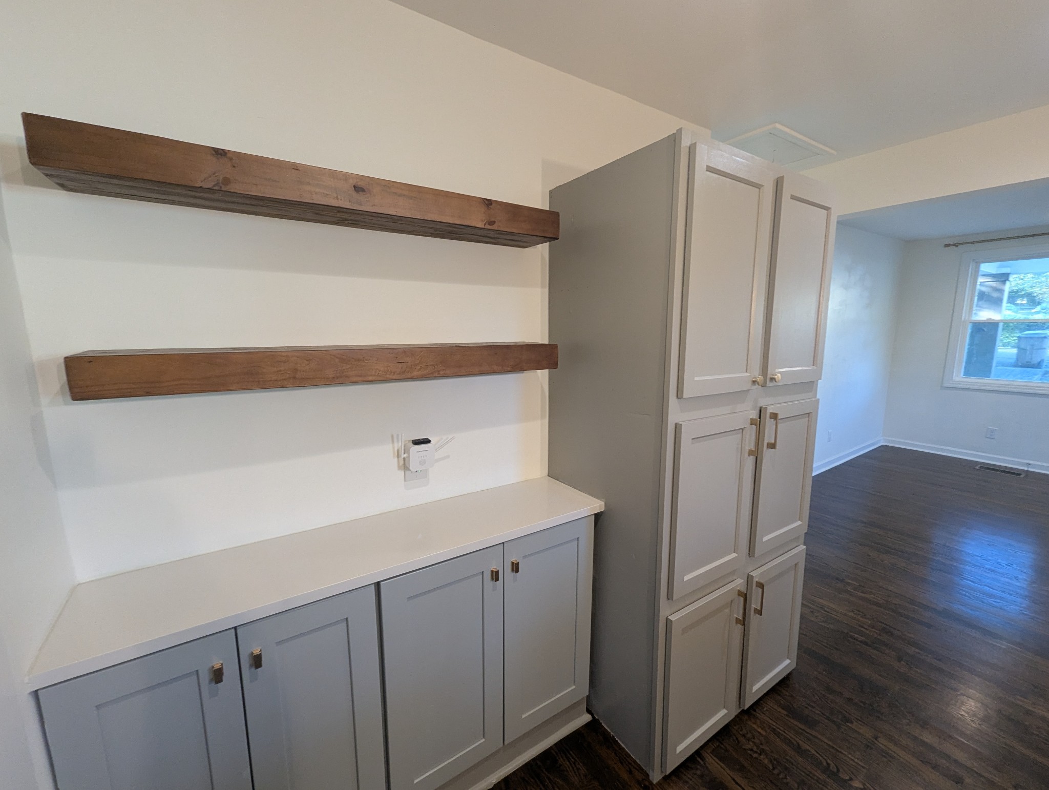 420 Elm St Property Photo 15