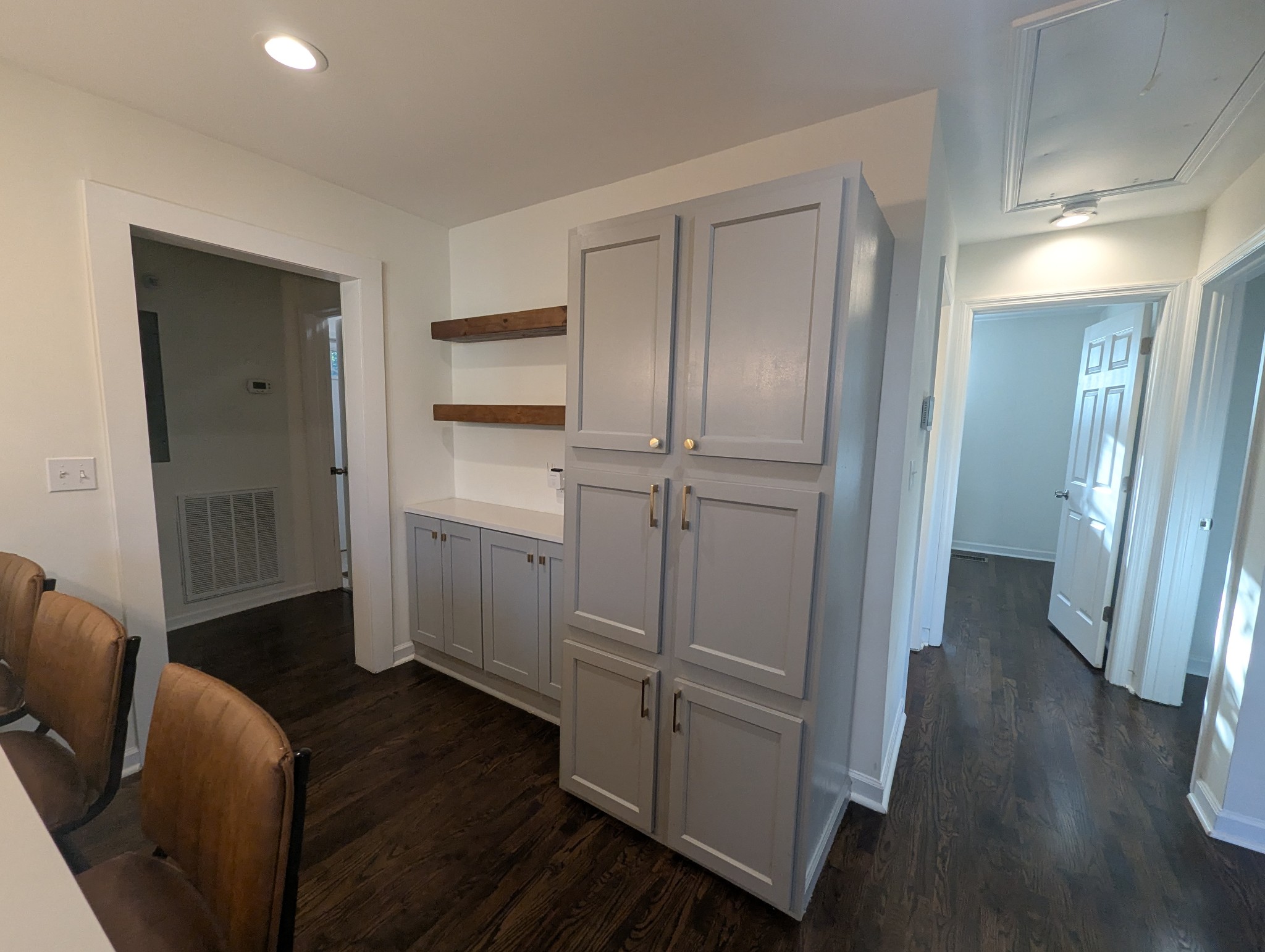420 Elm St Property Photo 16