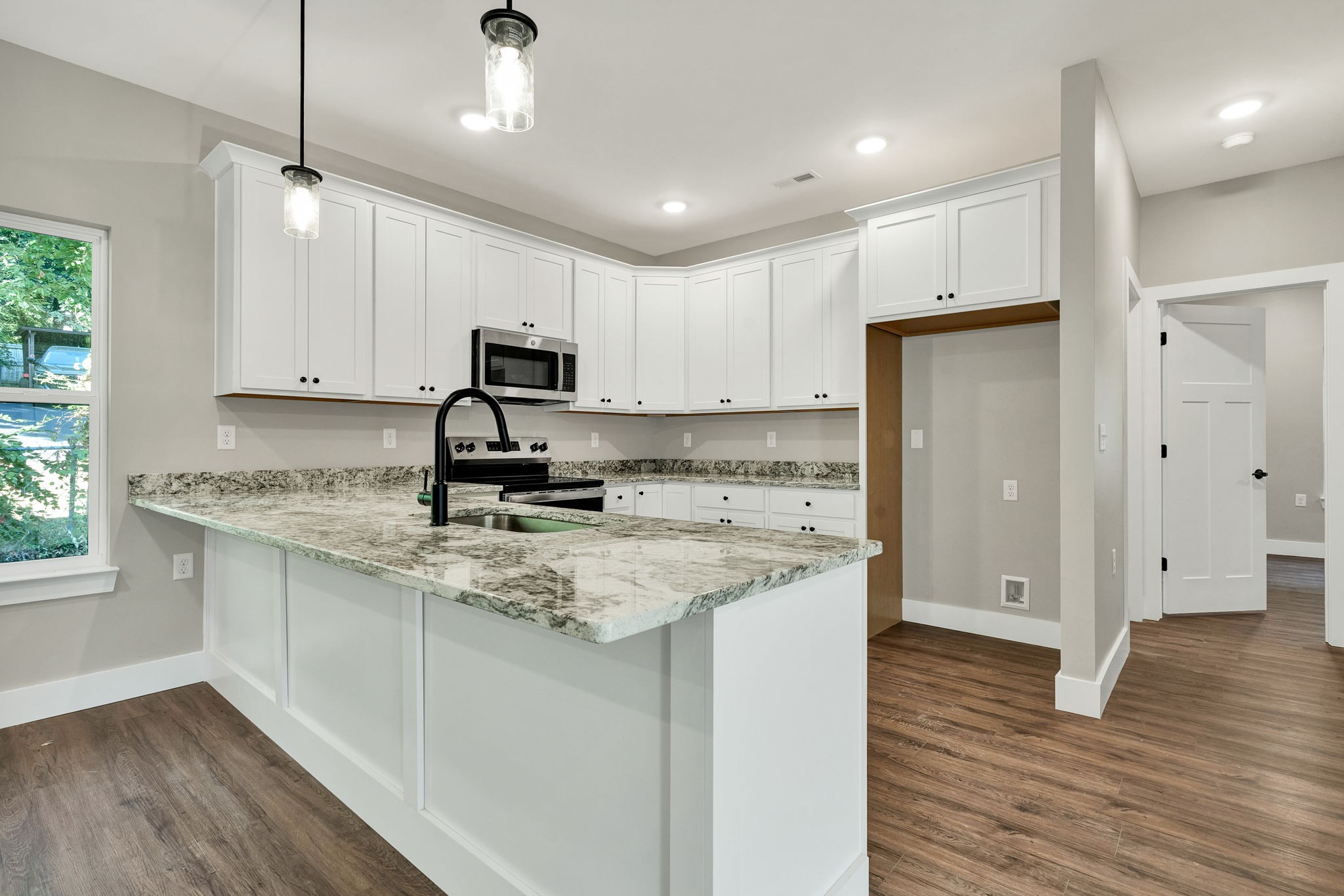 1150 18th Street, Nw Property Photo 4