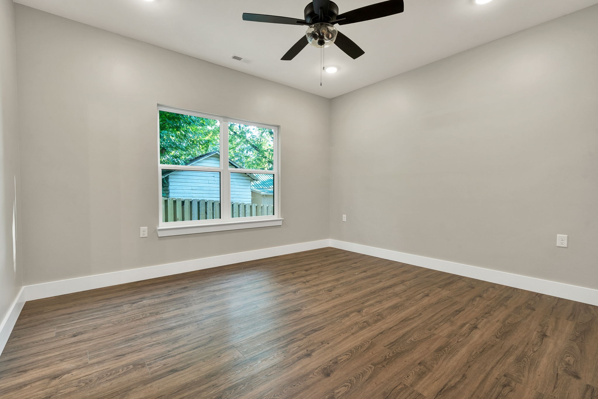 1150 18th Street, Nw Property Photo 9