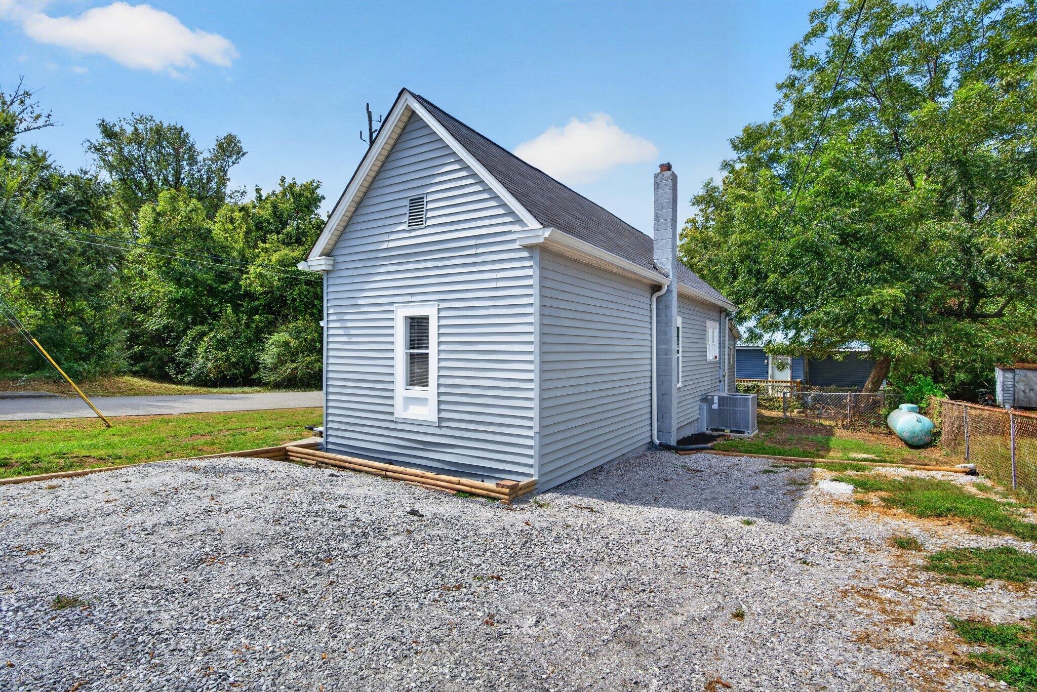 1701 Stanfiel Street Property Photo 26