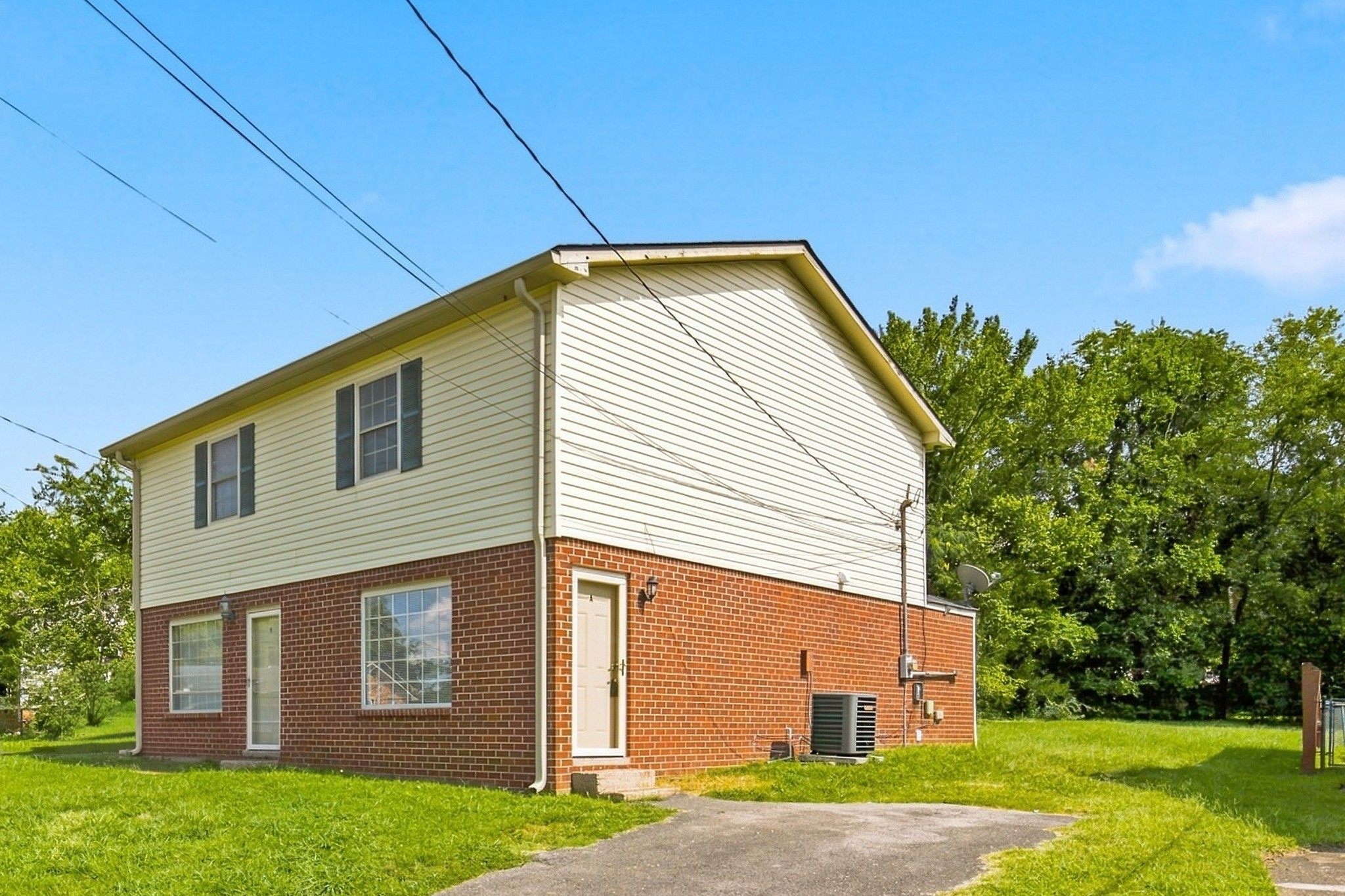 4113a Hunting Dr Property Photo 3