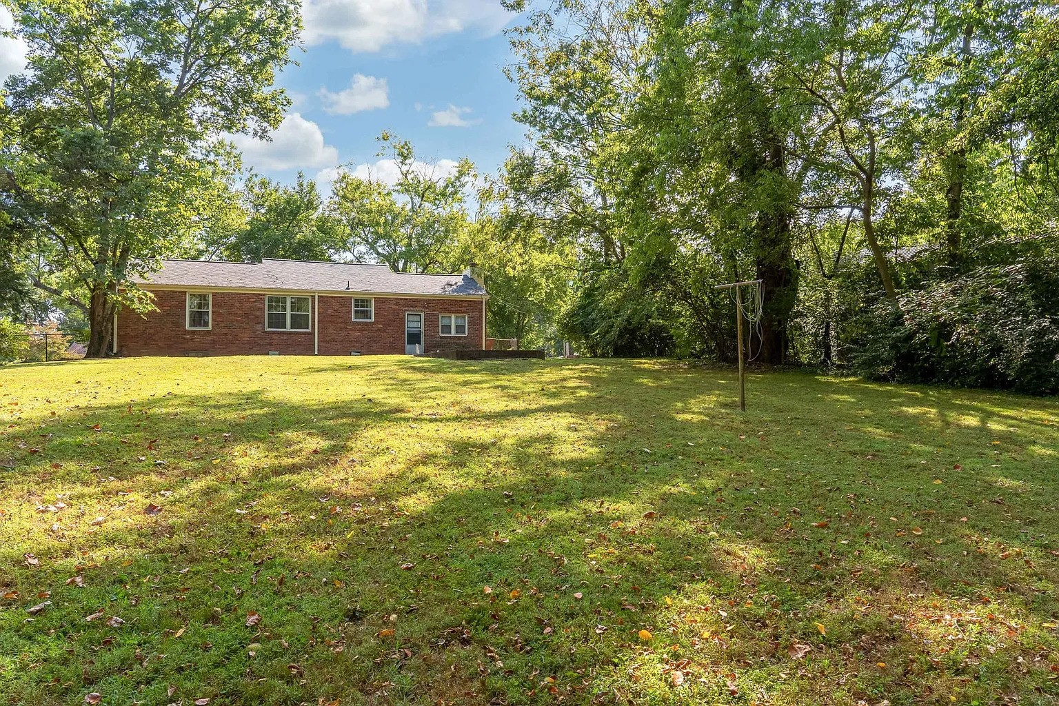 620 Crieve Rd Property Photo 18
