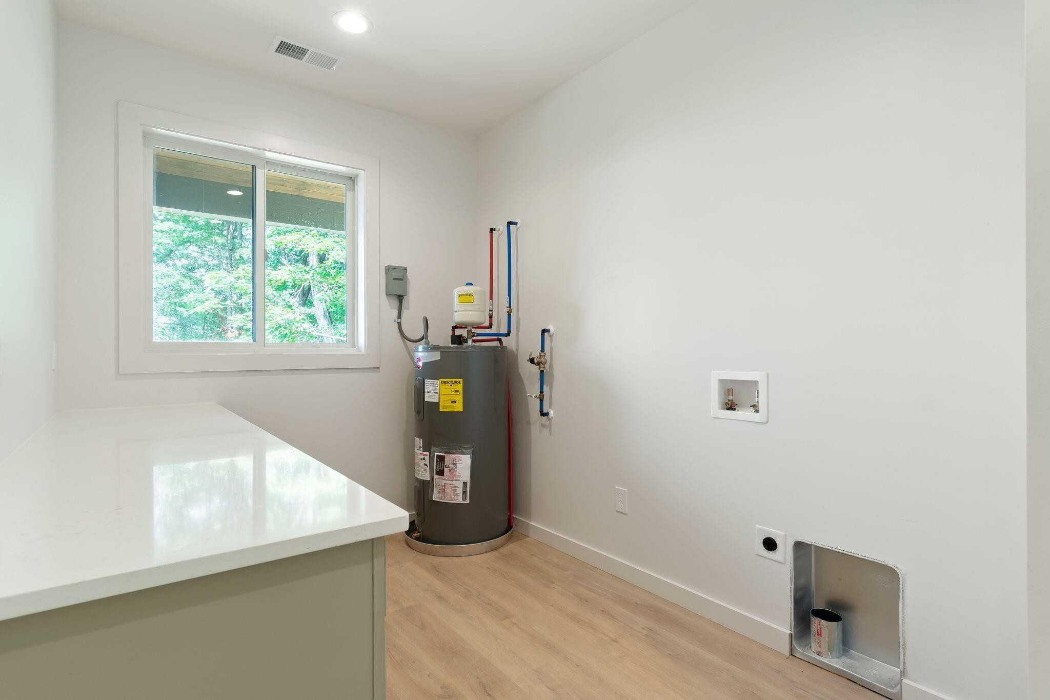 900 Valley View Drive Property Photo 59