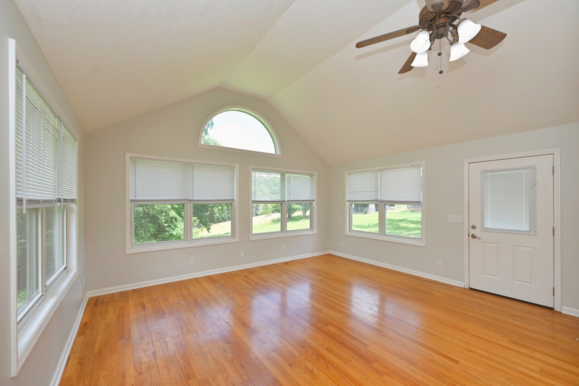 5658 Dividing Ridge Rd Property Photo 6