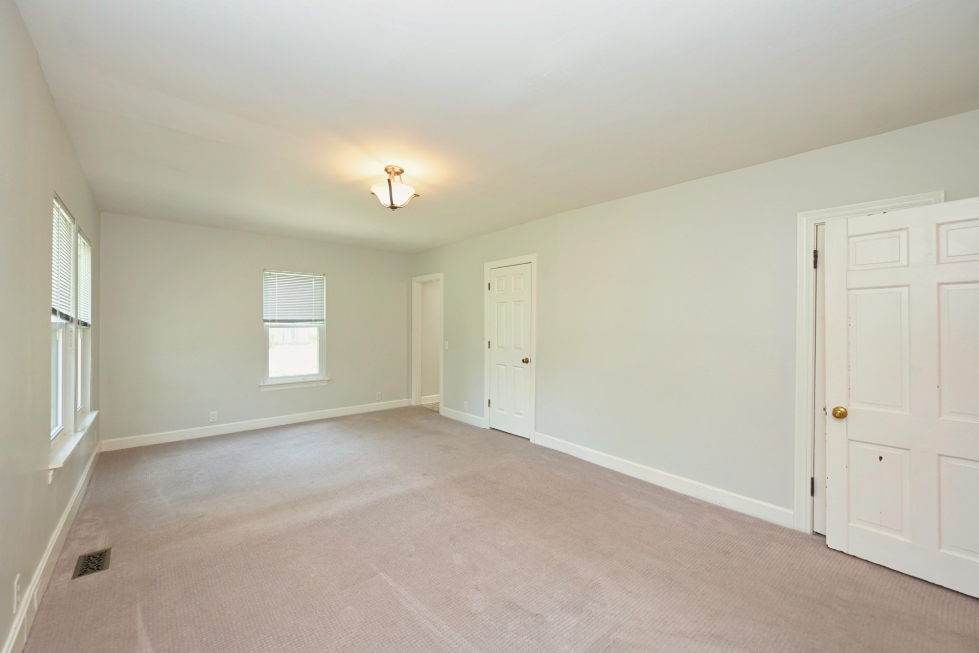 5658 Dividing Ridge Rd Property Photo 13