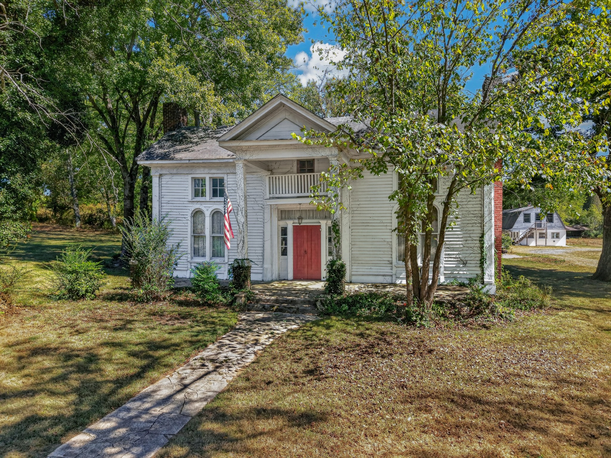 330 Swan Creek Rd Property Photo 5