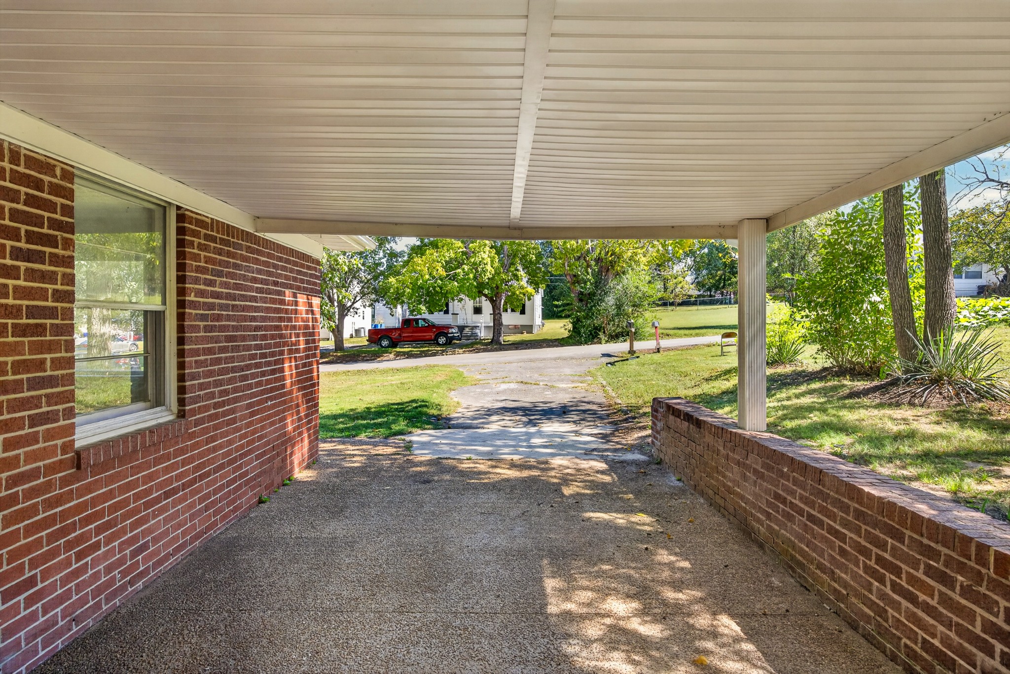 1615 Louisiana Ave Property Photo 4