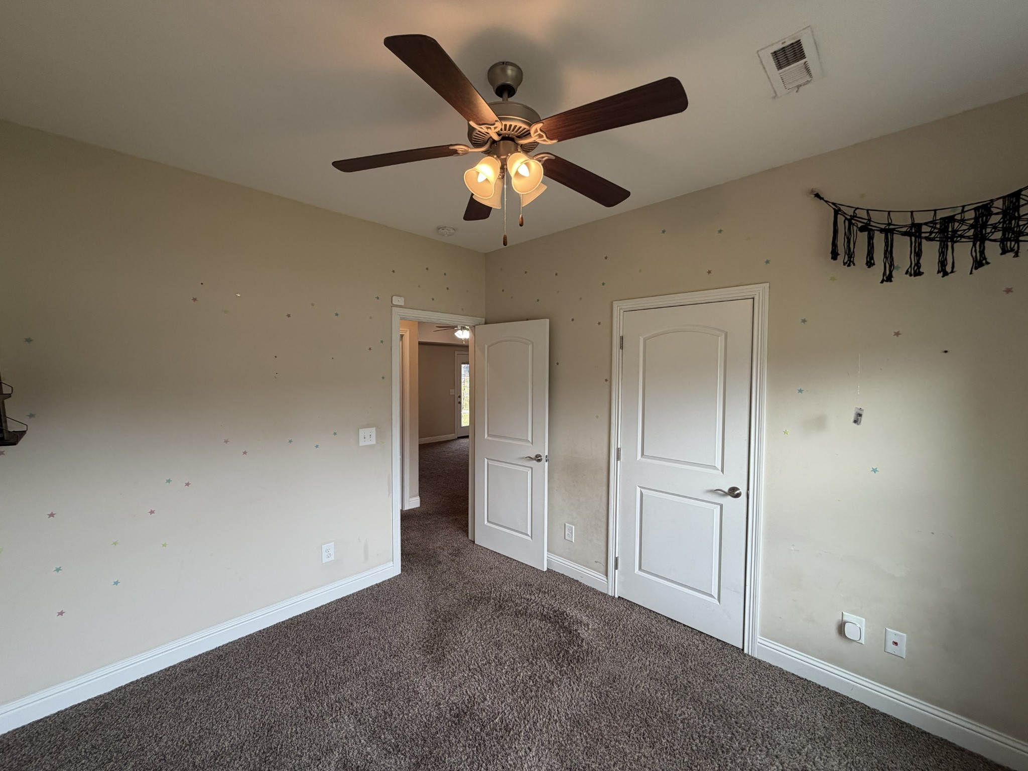 1004 Shirley Dr Property Photo 12