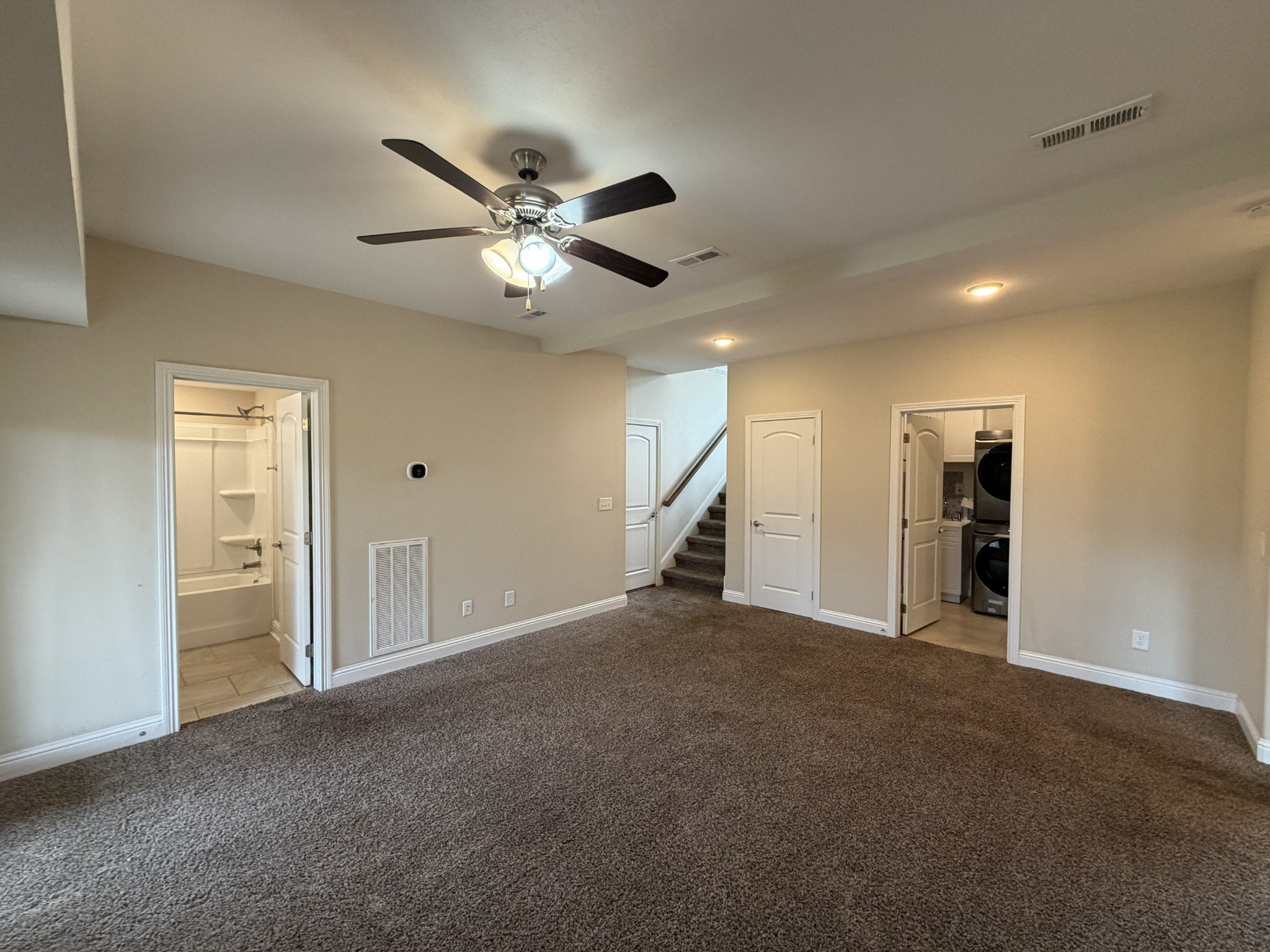 1004 Shirley Dr Property Photo 14
