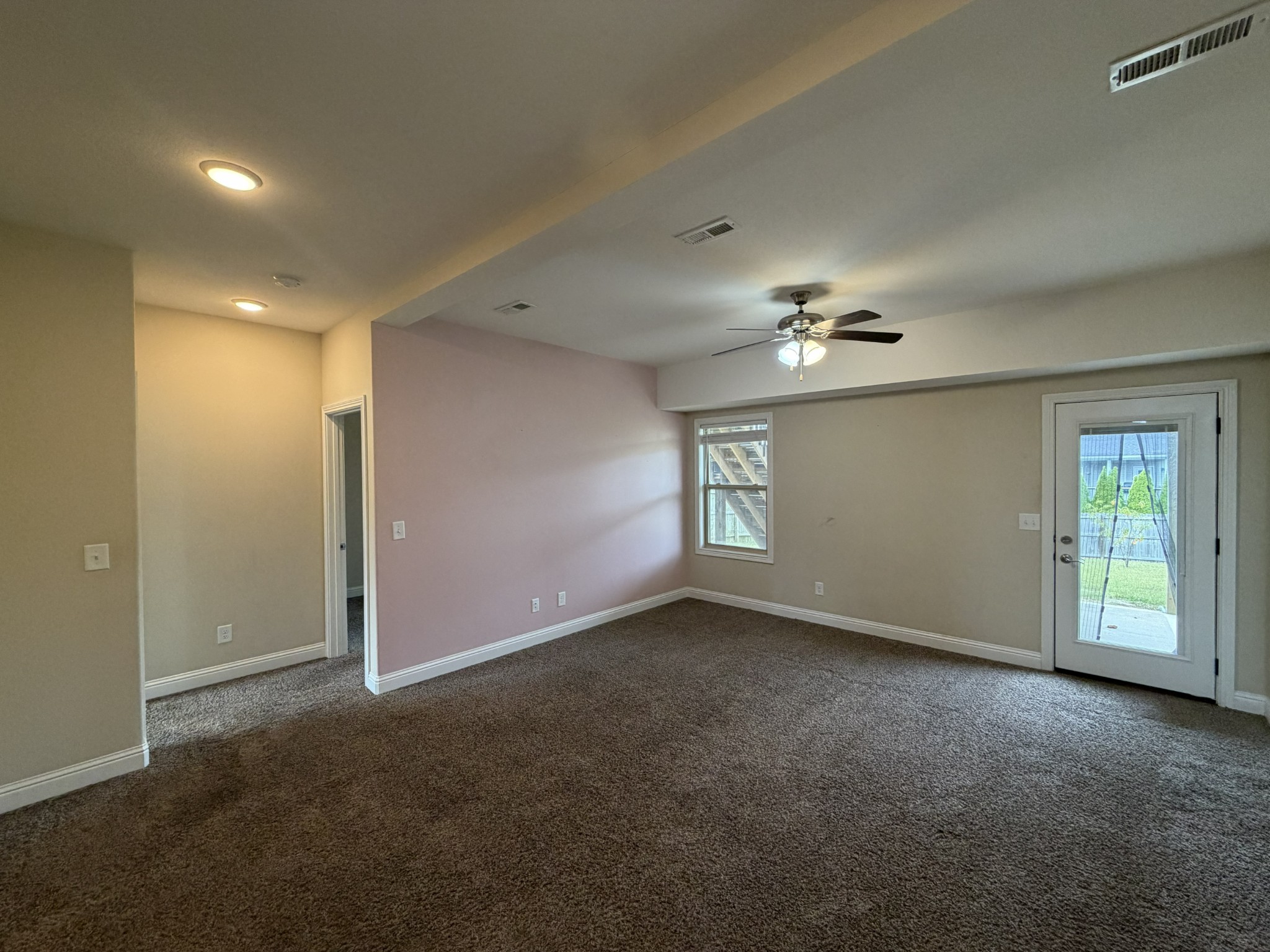 1004 Shirley Dr Property Photo 15