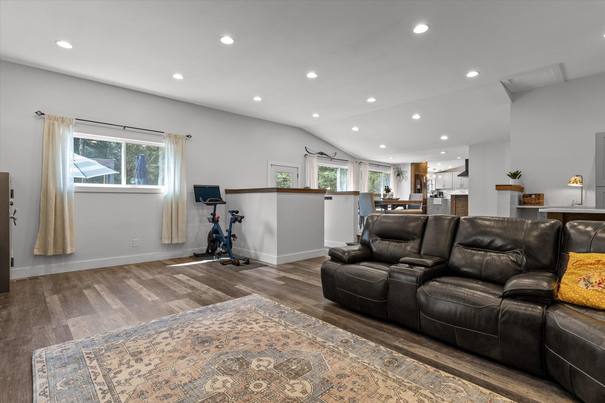 6607 Snow Hill Road Property Photo 24