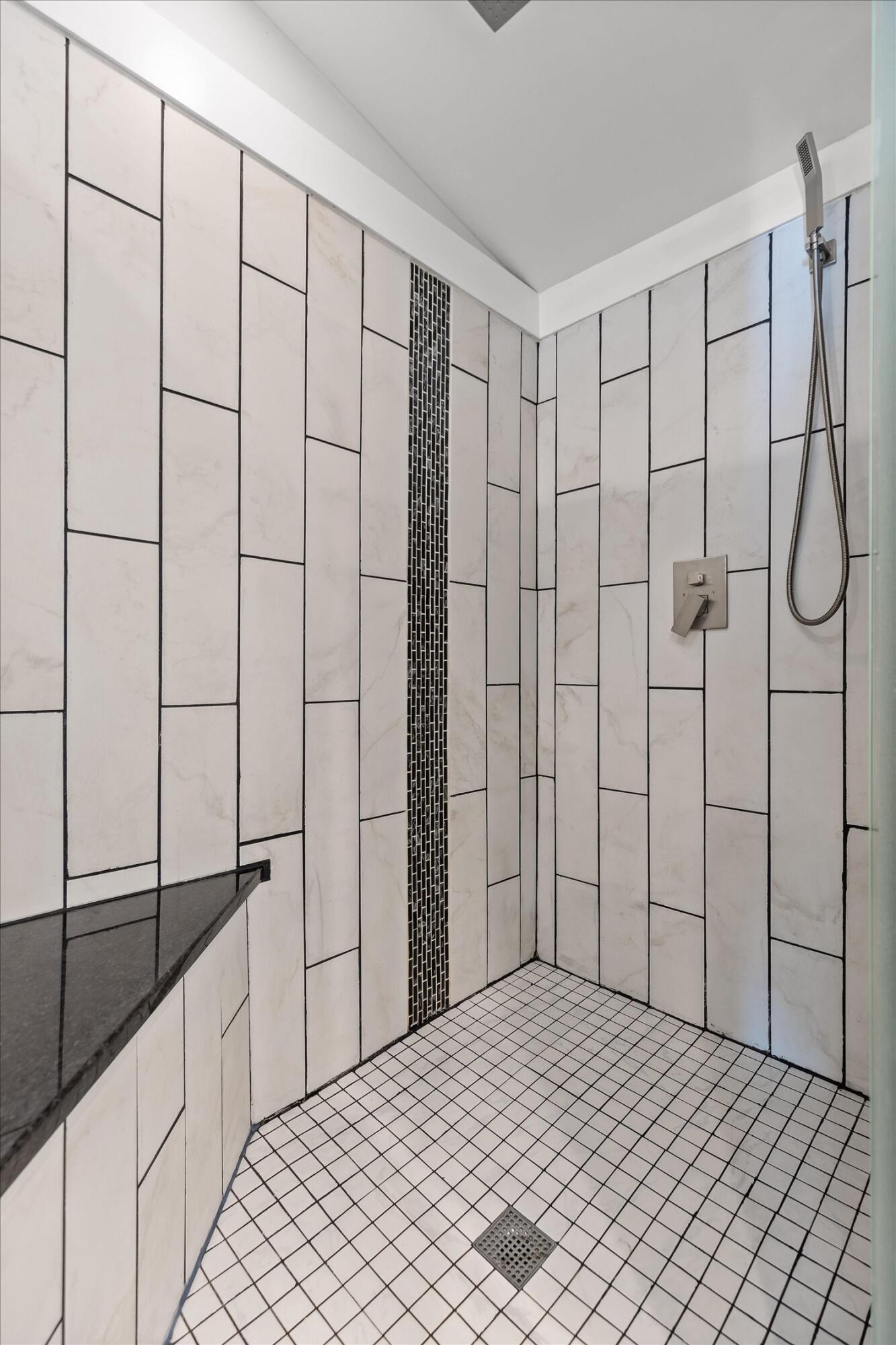 6607 Snow Hill Road Property Photo 35