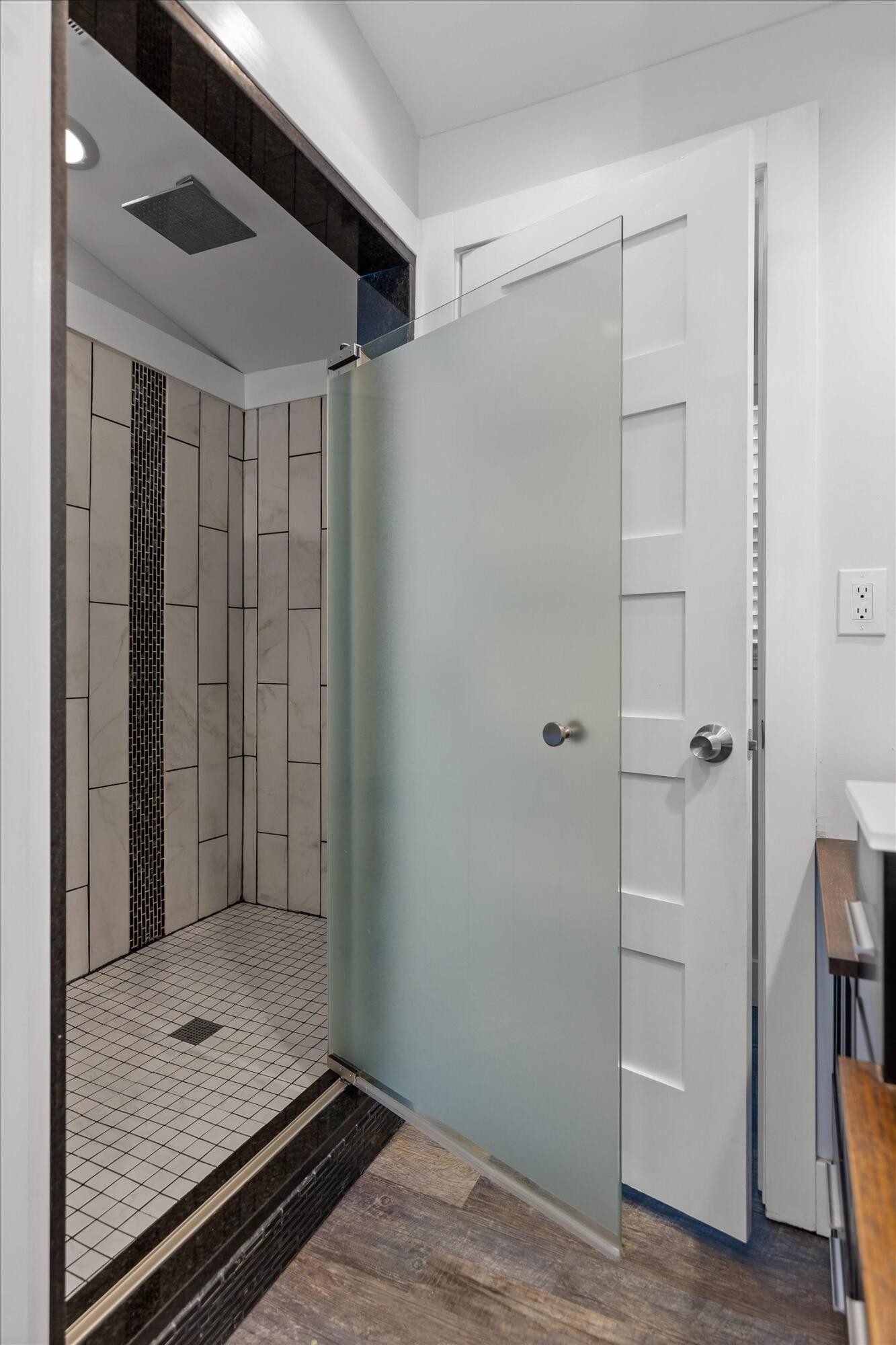 6607 Snow Hill Road Property Photo 36