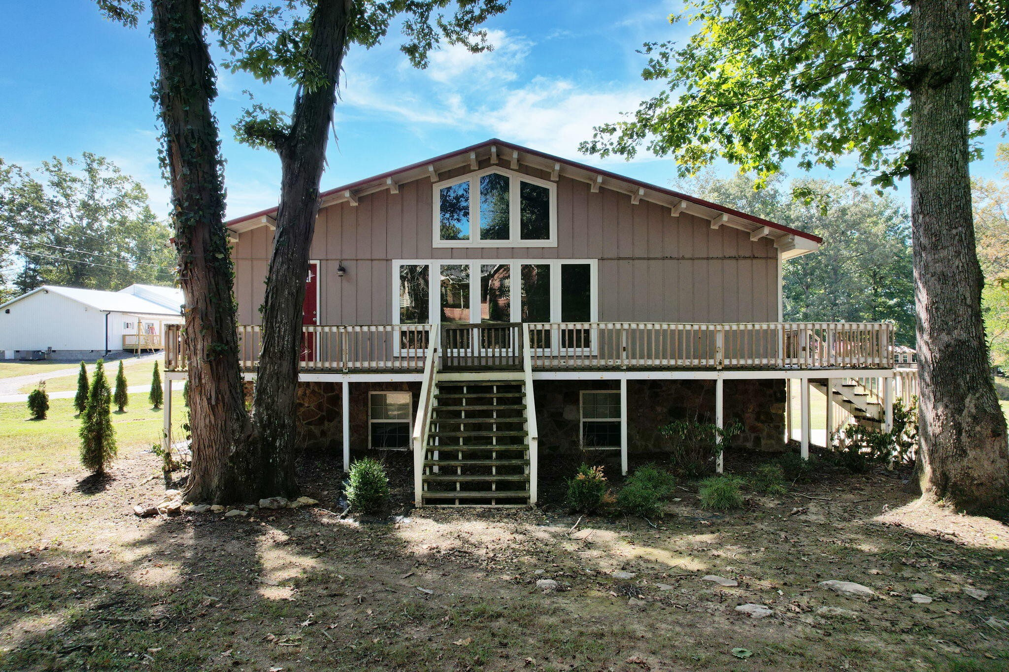 374 Marina Hills Circle, Nw Property Photo 2