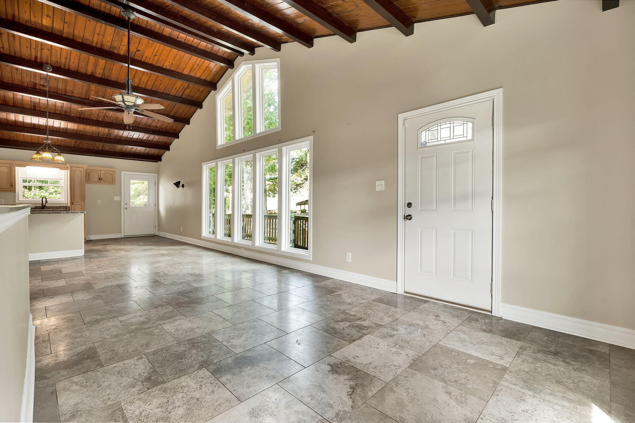 374 Marina Hills Circle, Nw Property Photo 6