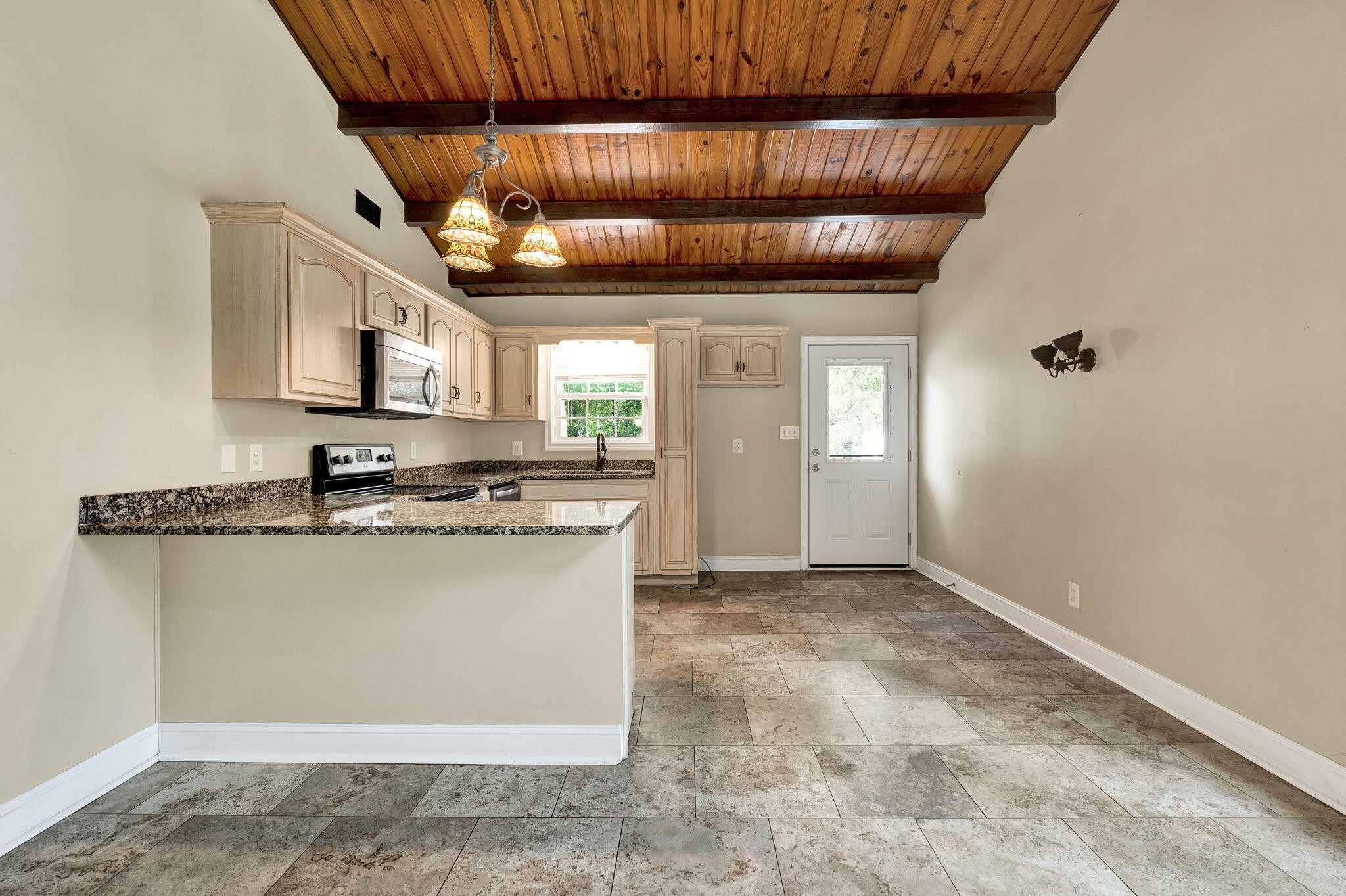 374 Marina Hills Circle, Nw Property Photo 7