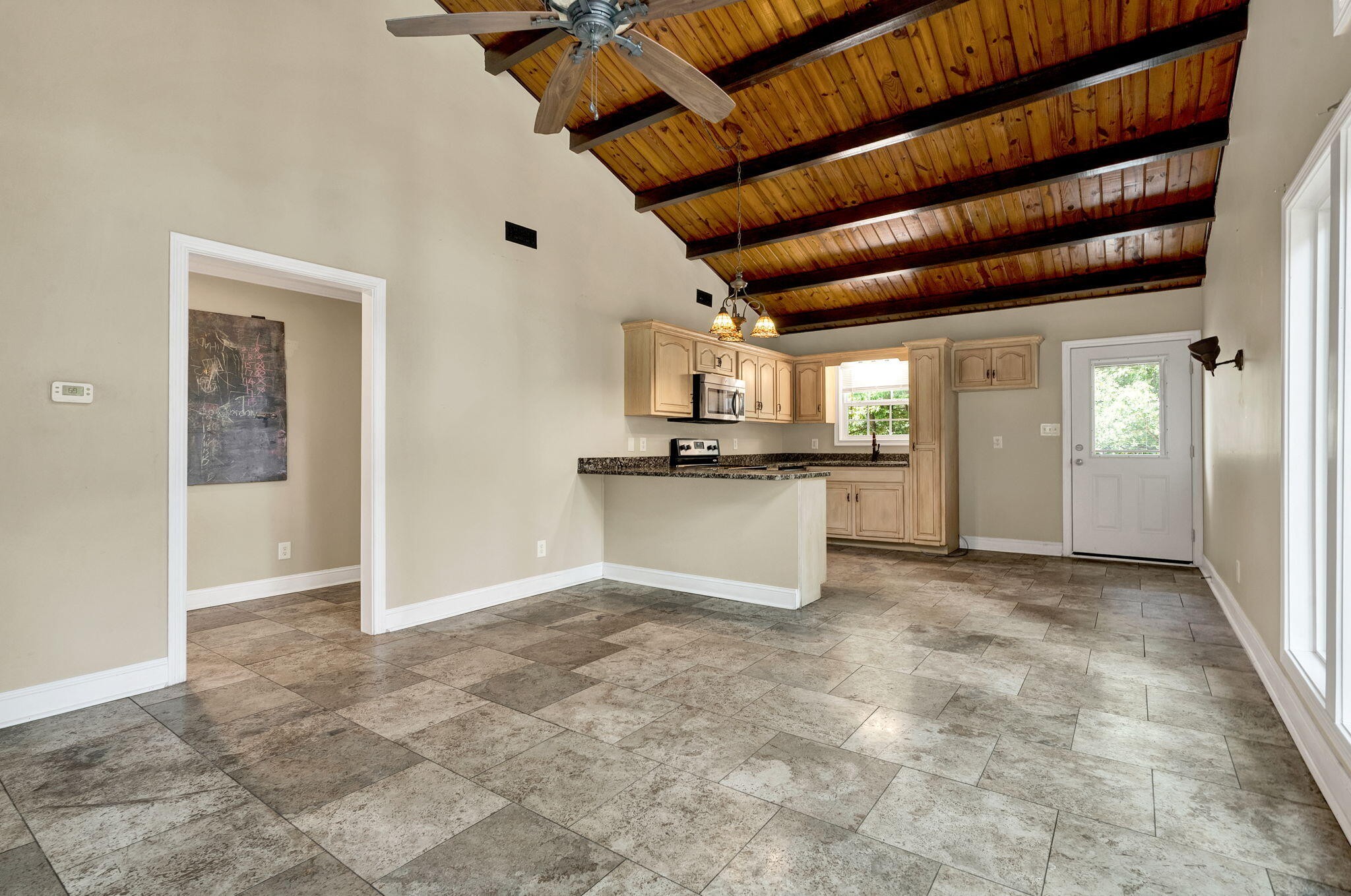 374 Marina Hills Circle, Nw Property Photo 9