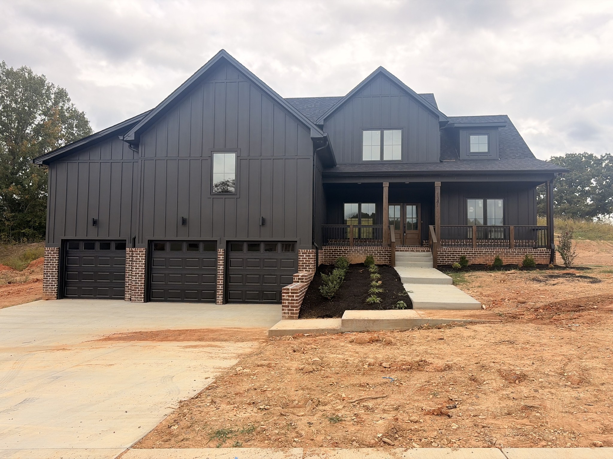 1381 Rooster Ridge Rd Property Photo 1