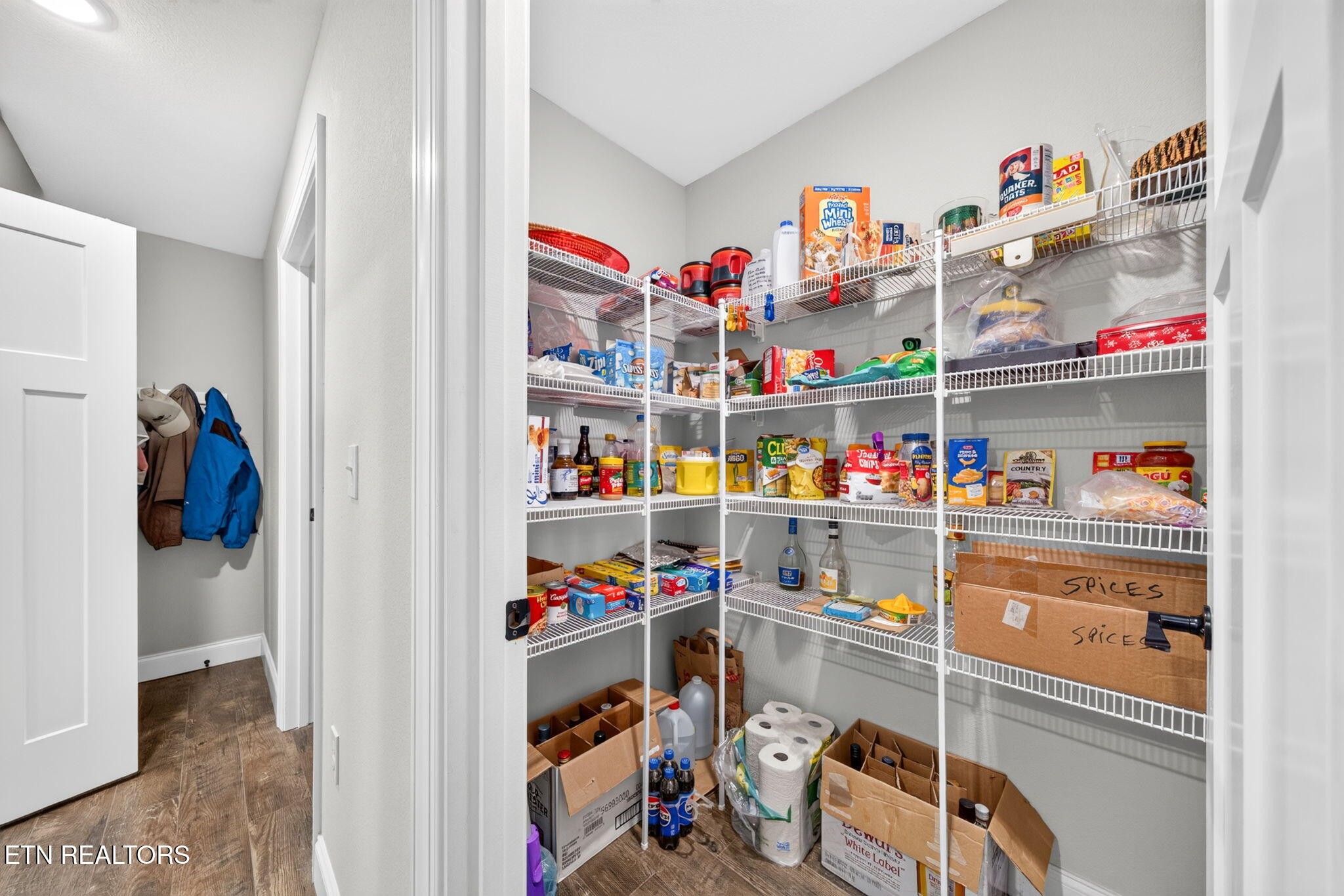 2643 Cook Rd Property Photo 12