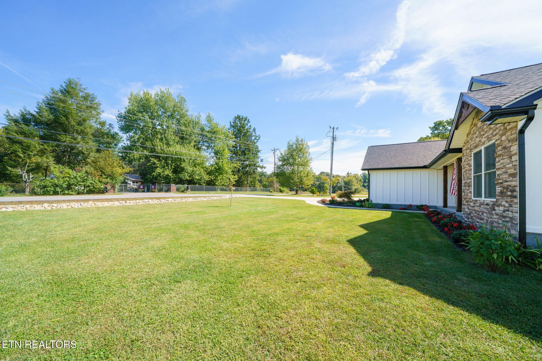 2643 Cook Rd Property Photo 29