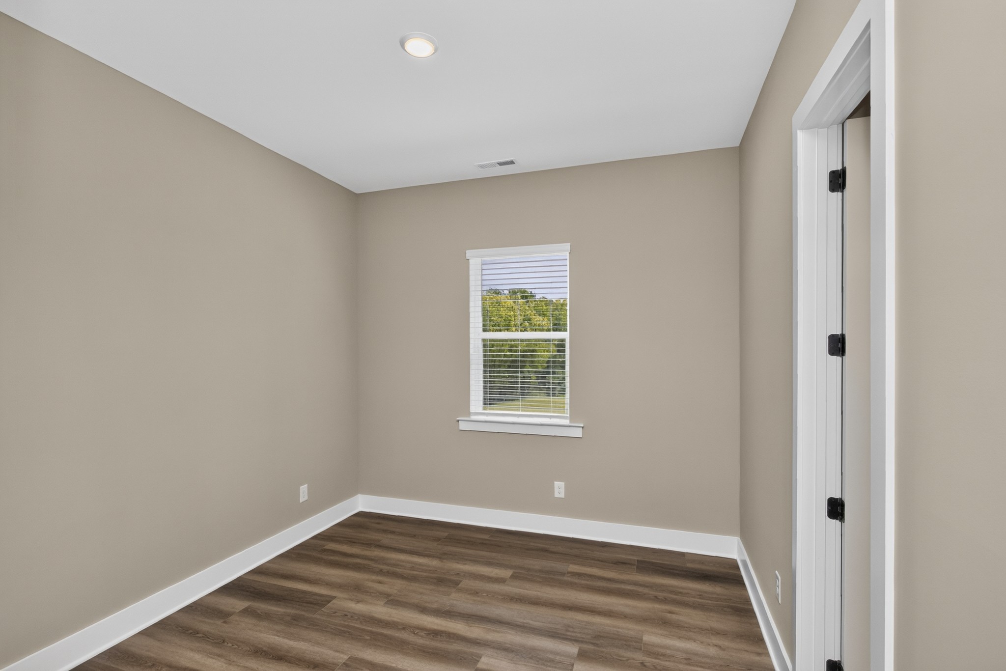 1924 Harmony Road Property Photo 36
