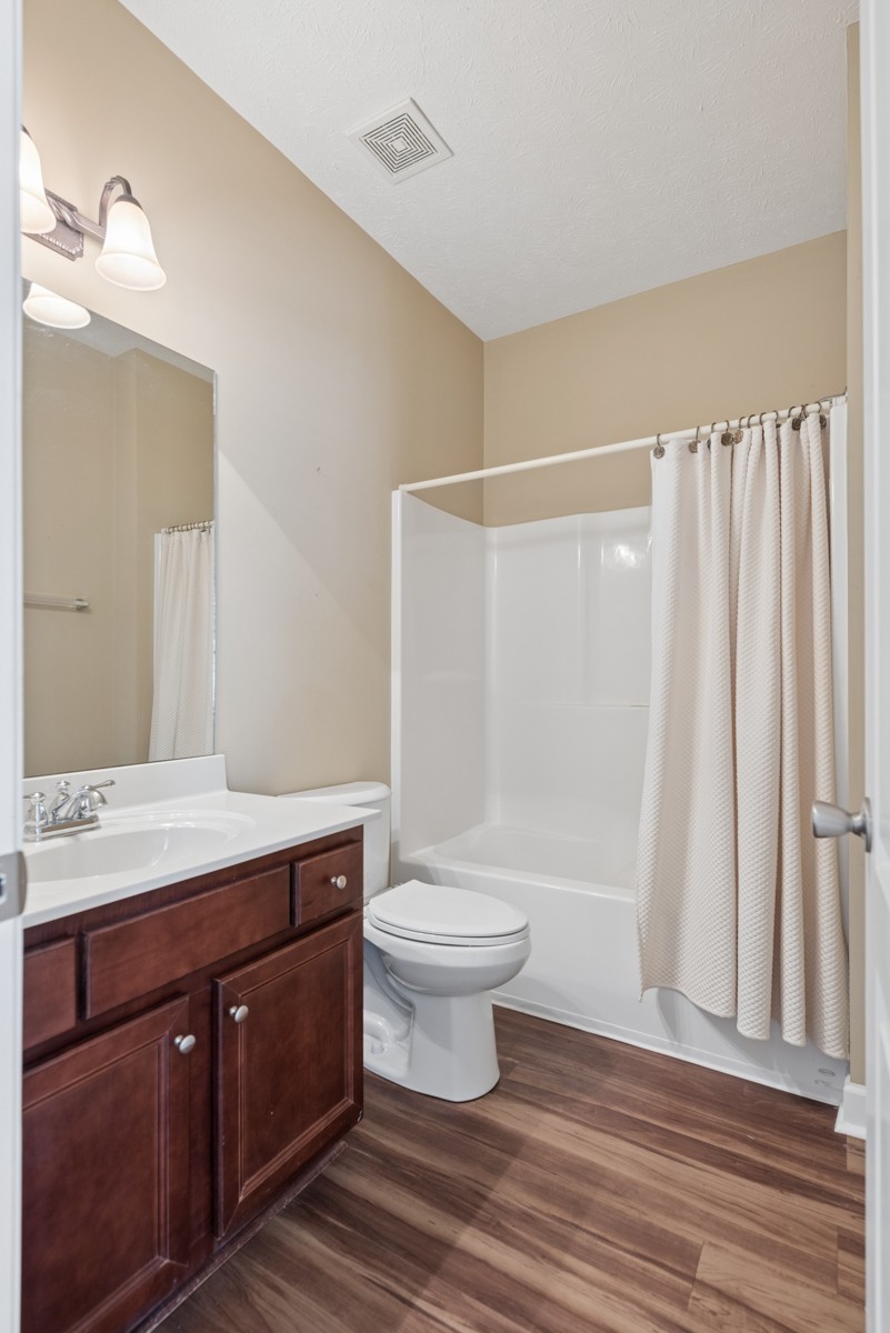1122 Cavesson Cir Property Photo 22