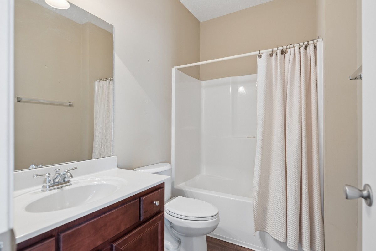 1122 Cavesson Cir Property Photo 23