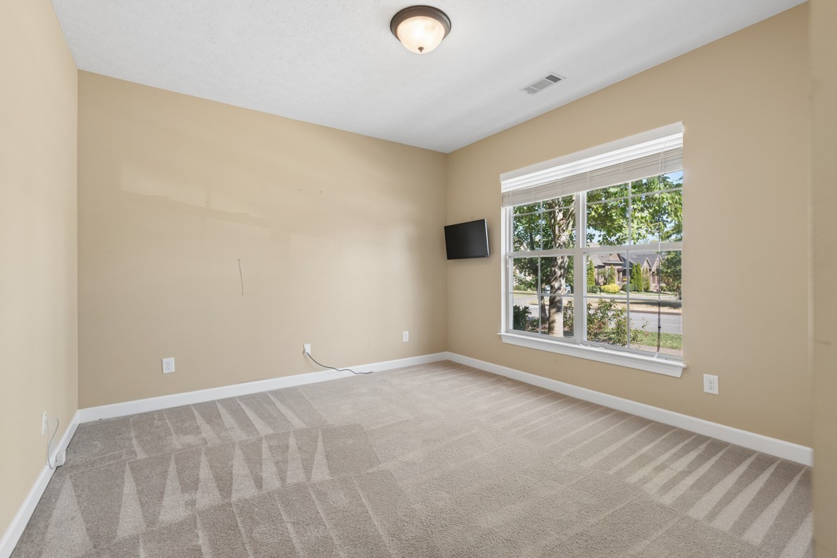 1122 Cavesson Cir Property Photo 24