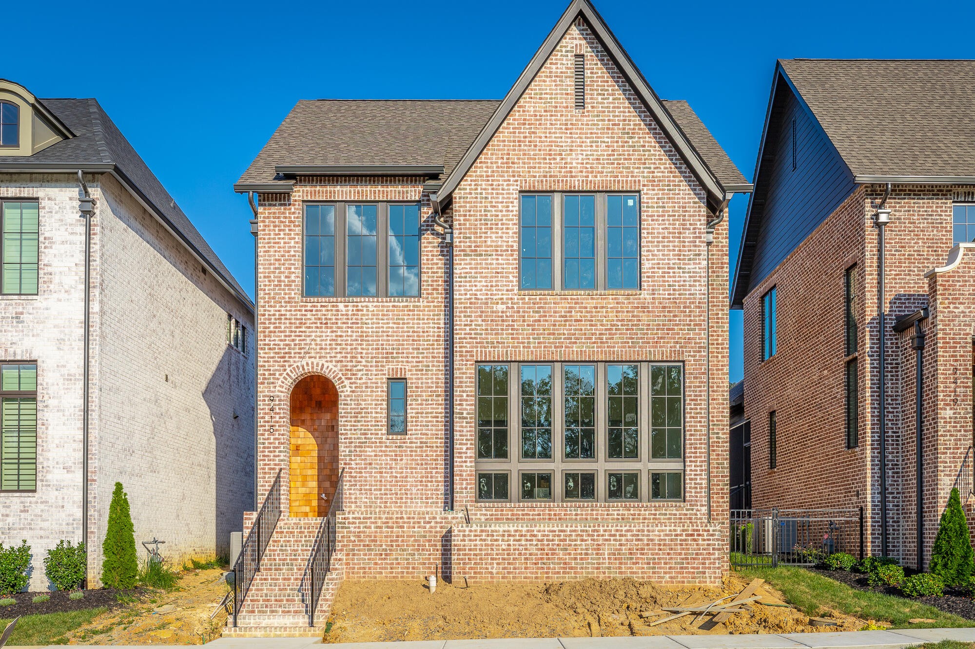 9415 Calder Circle Property Photo 1
