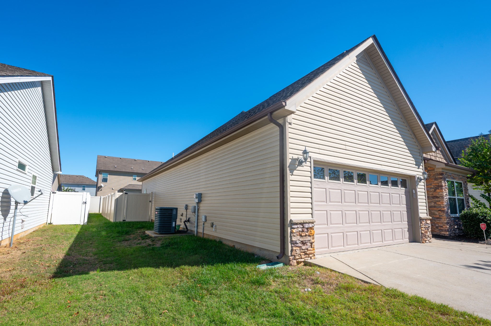 1635 Alysheba Run Property Photo 4