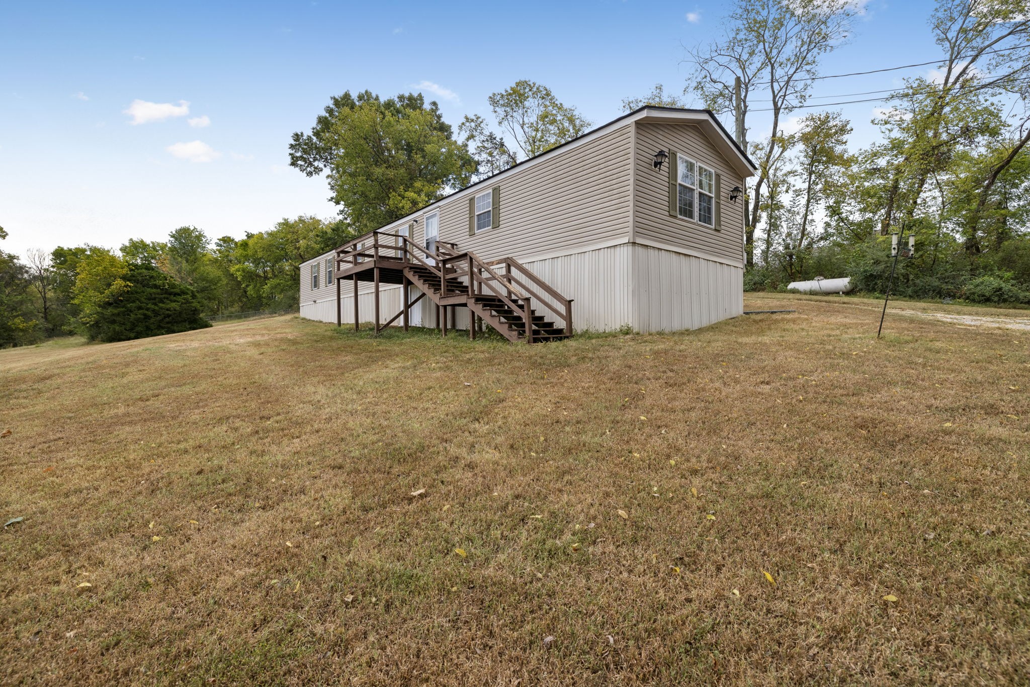 1687 Columbia Rock Rd Property Photo 4