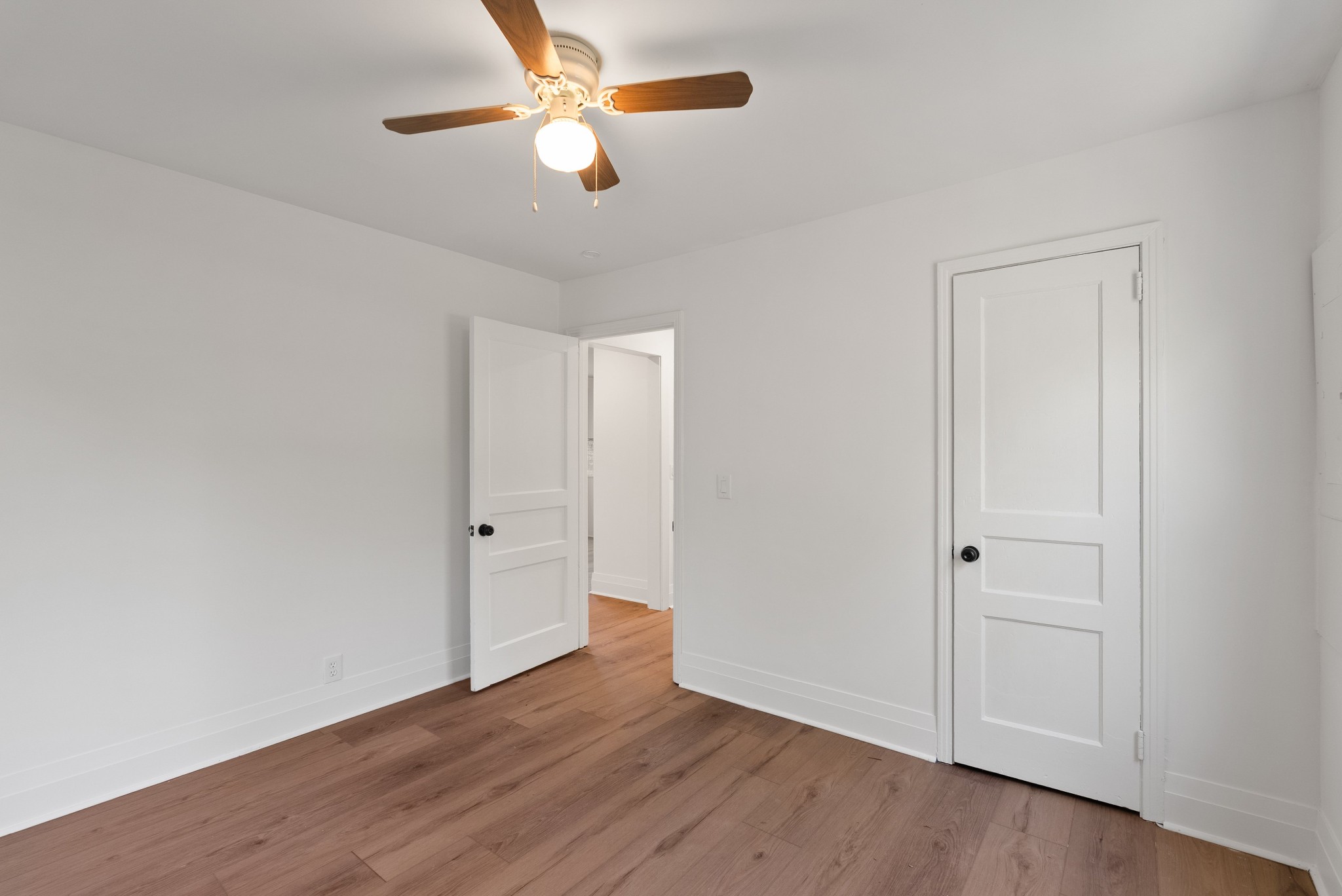 19 Maple St Property Photo 9