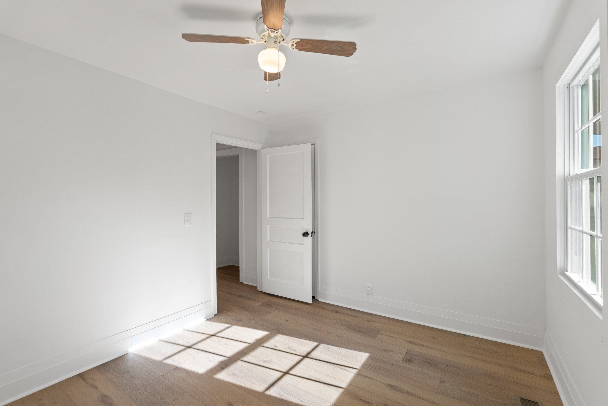 19 Maple St Property Photo 13