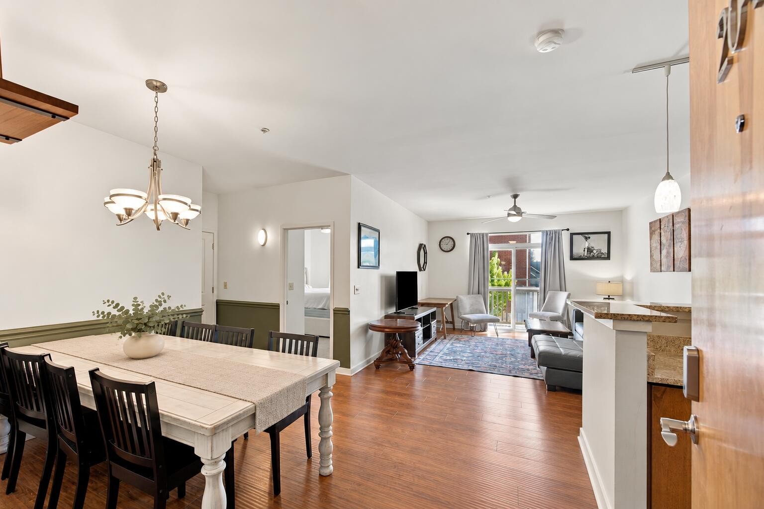 863 Flynn Street Property Photo 3