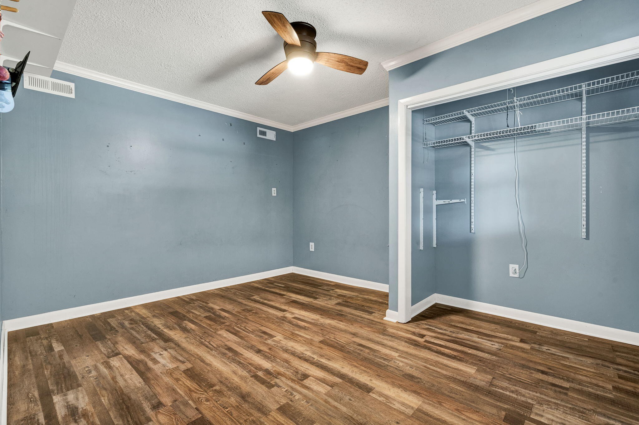 2640 Alvin Court, Nw Property Photo 22