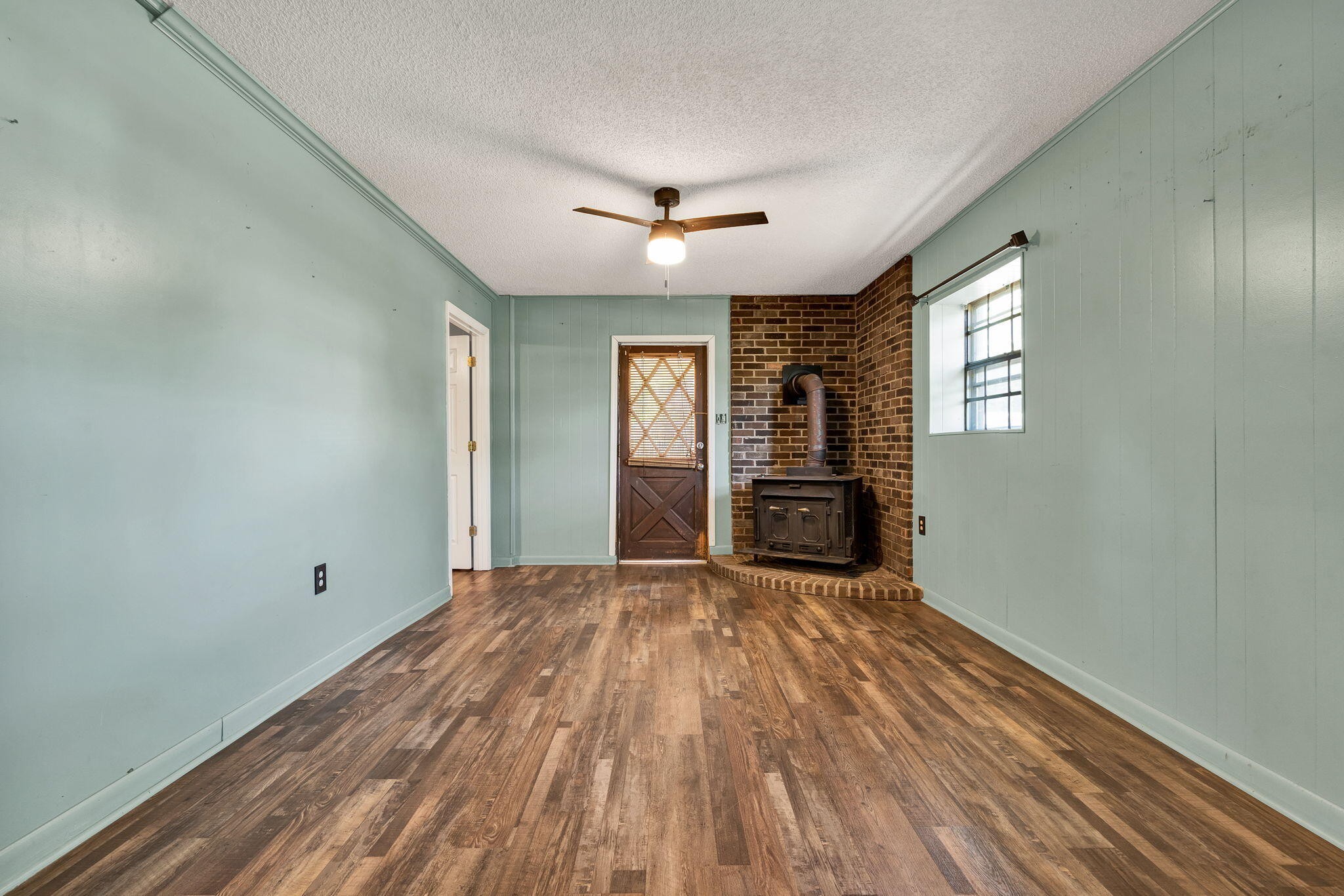 2640 Alvin Court, Nw Property Photo 24