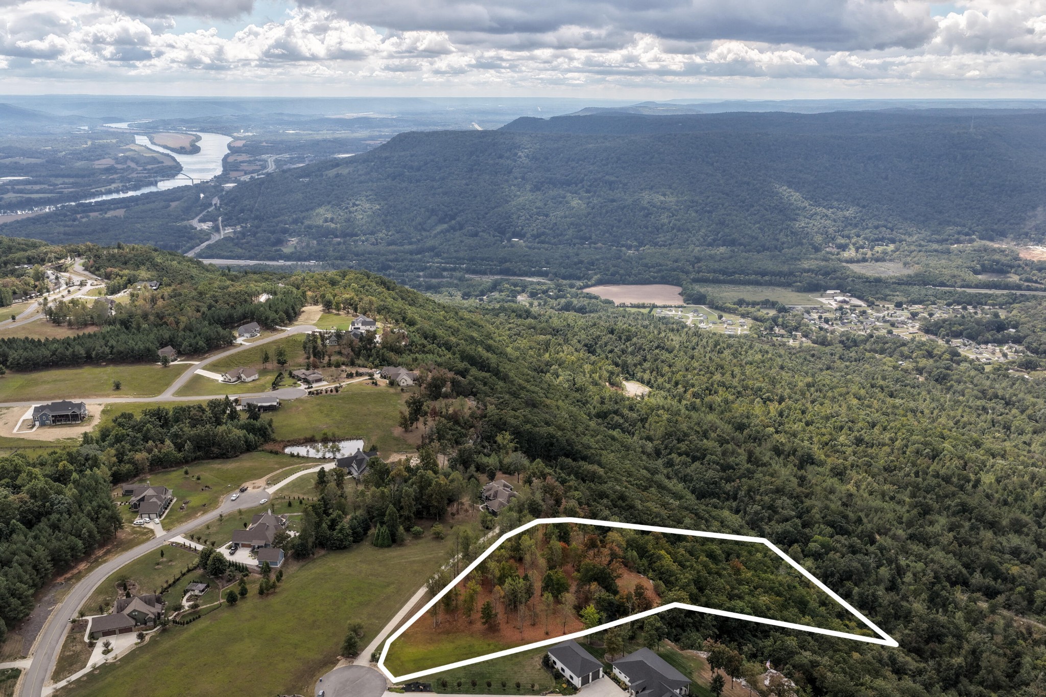 318 Sweedens Overlook Property Photo 1