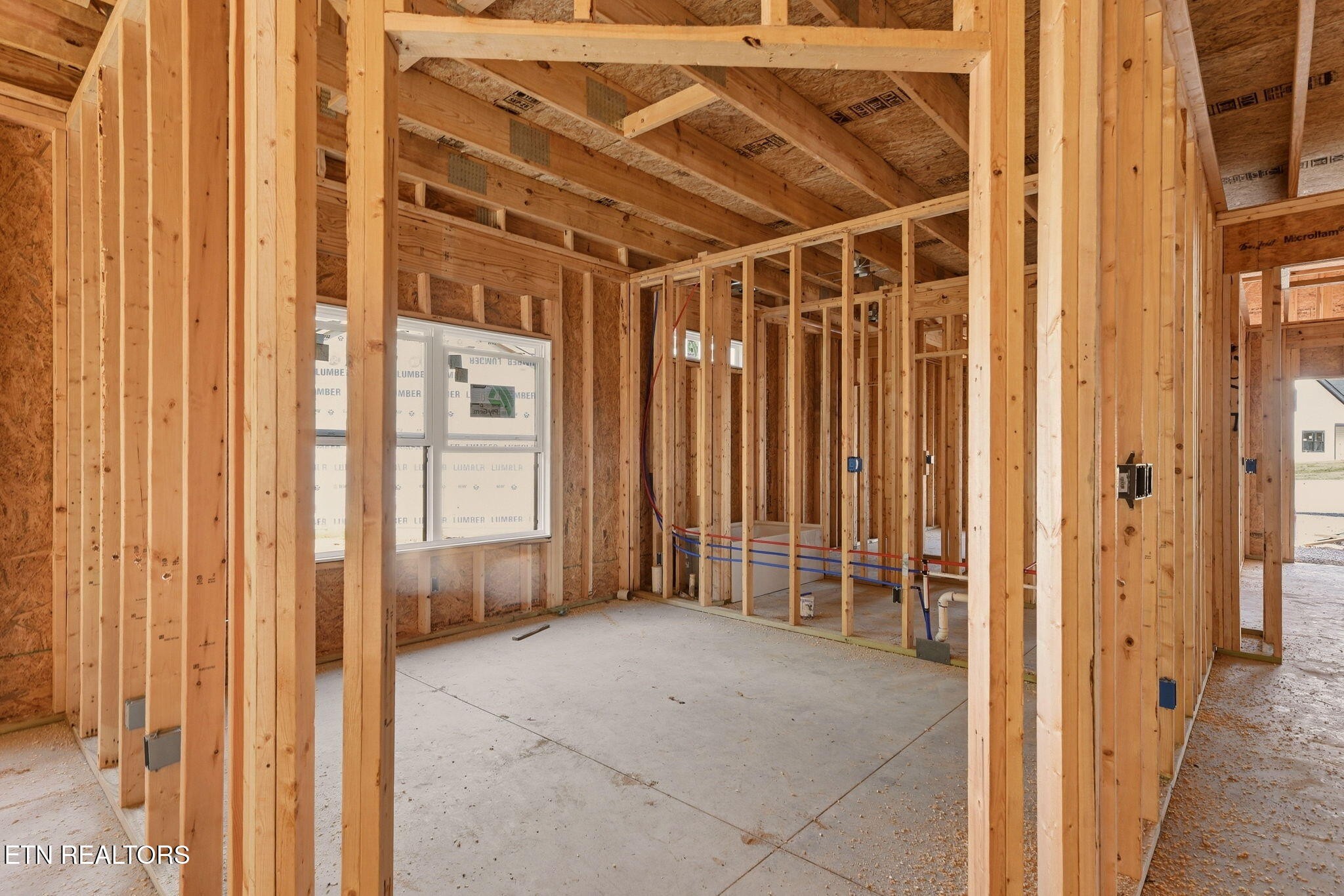 825 Greenhead Lane Property Photo 10