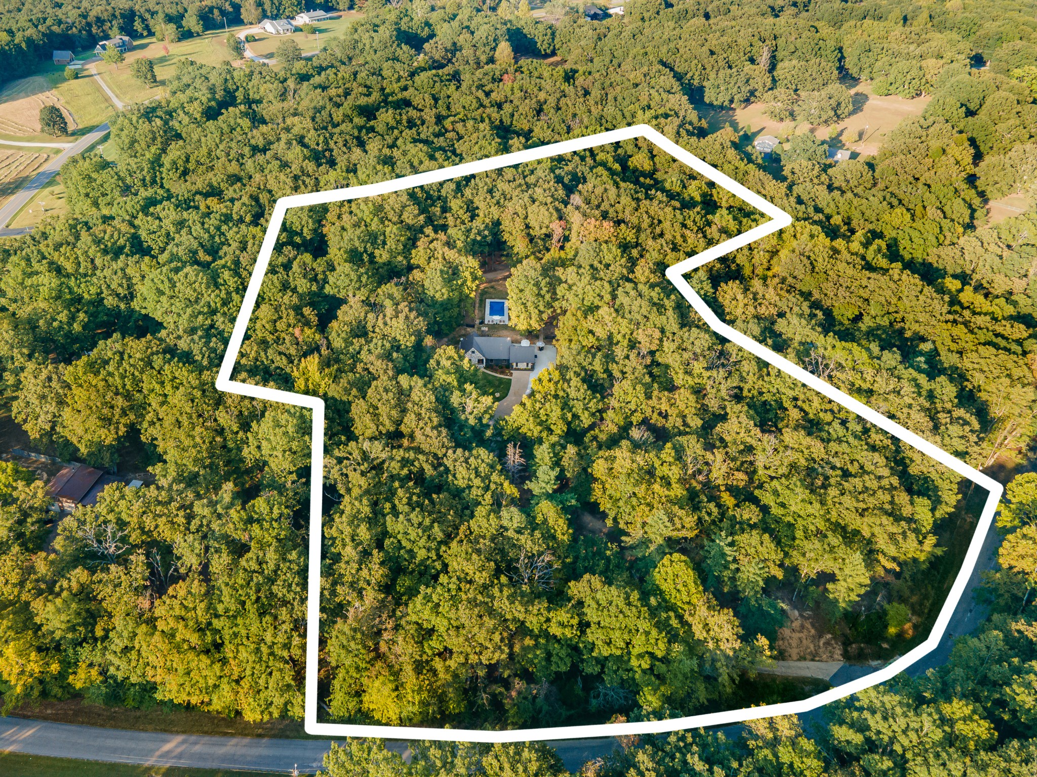 1340 Puckett Hollow Rd Property Photo 2