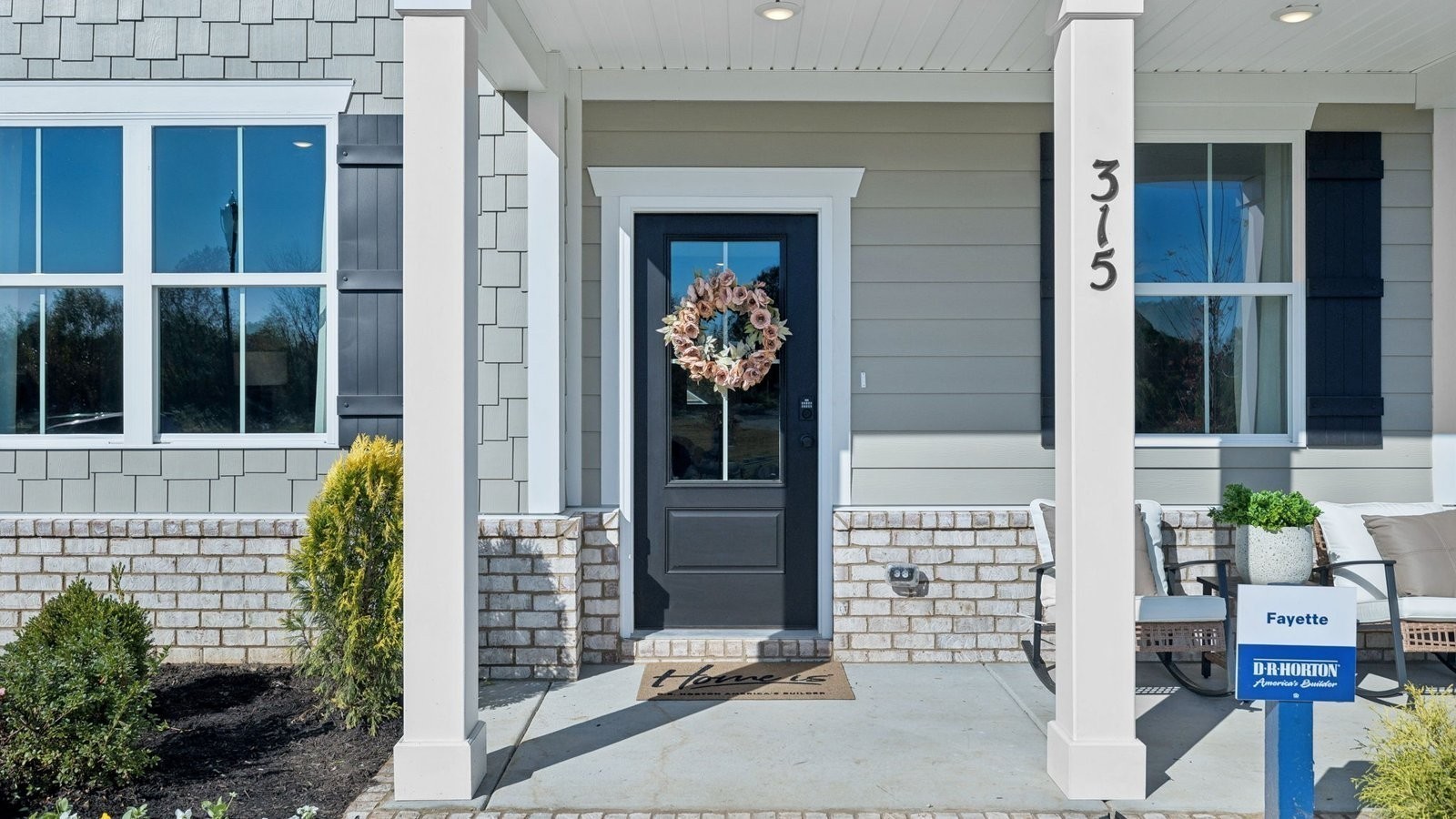 297 Harvest Point Blvd Property Photo 4