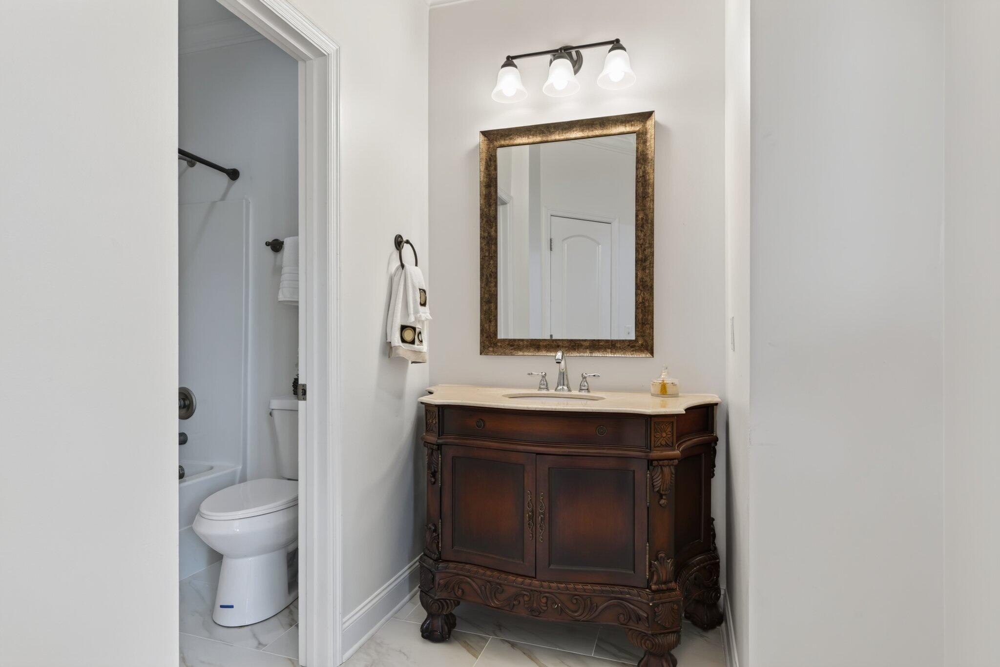 9647 Wiltshire Drive Property Photo 10