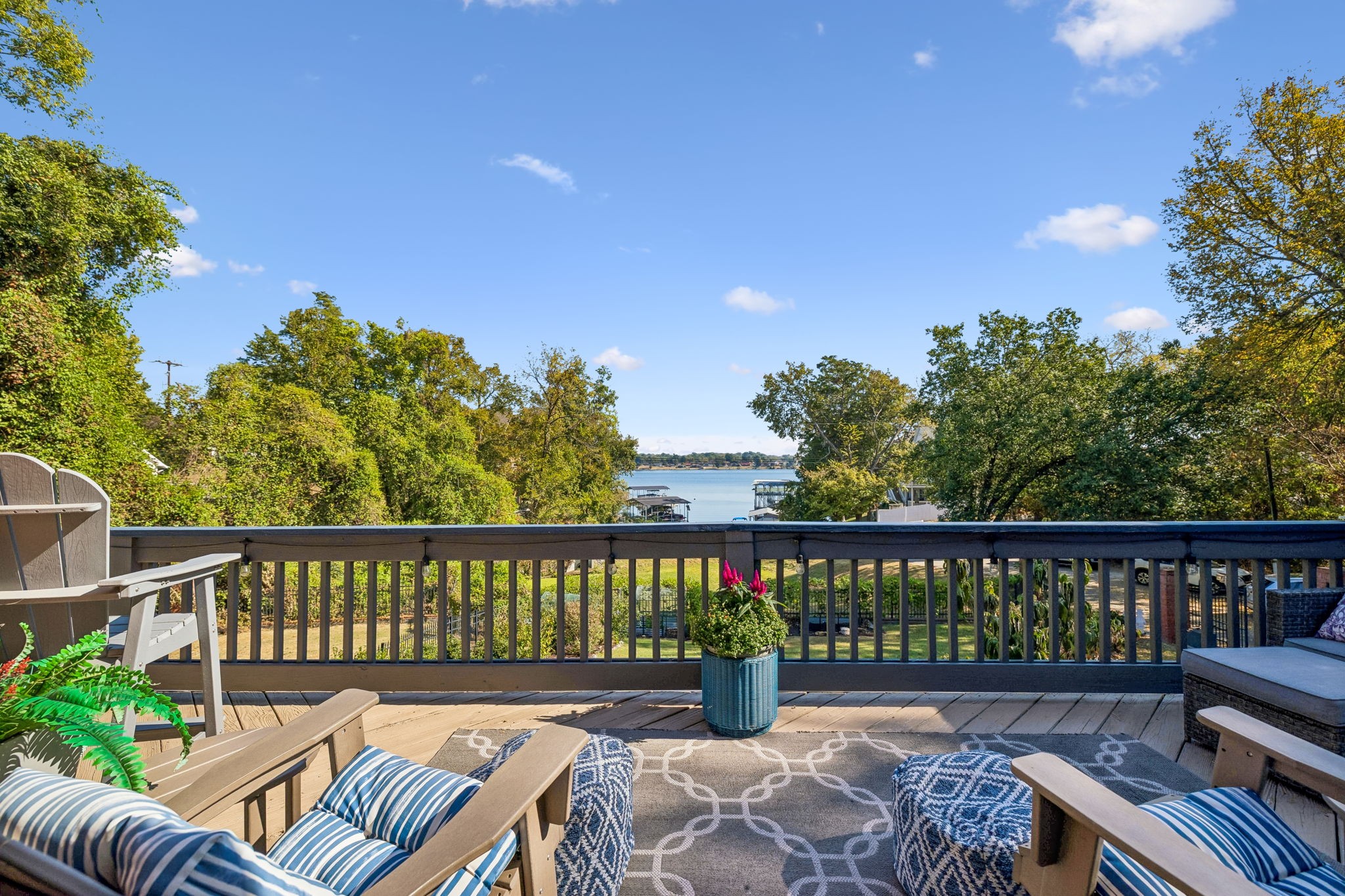 35 Lakeshore Ct Property Photo 18