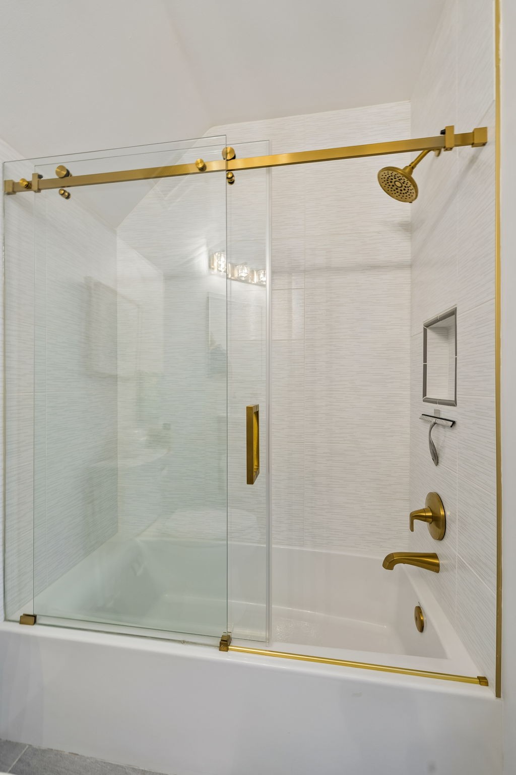 35 Lakeshore Ct Property Photo 42