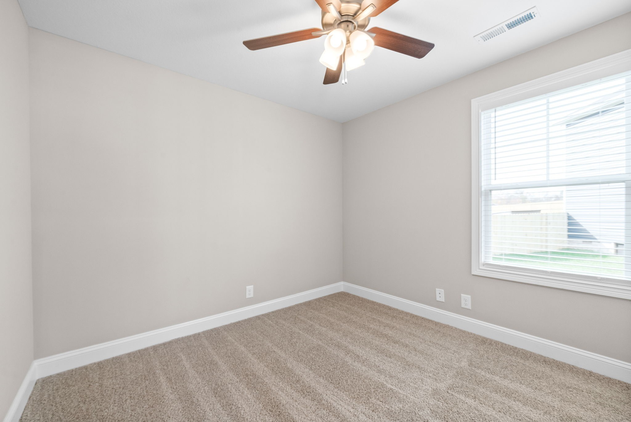 121 Ralph Ct Property Photo 22