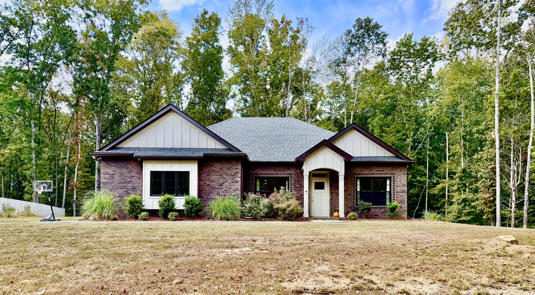 2170 Highway 48 Property Photo 1