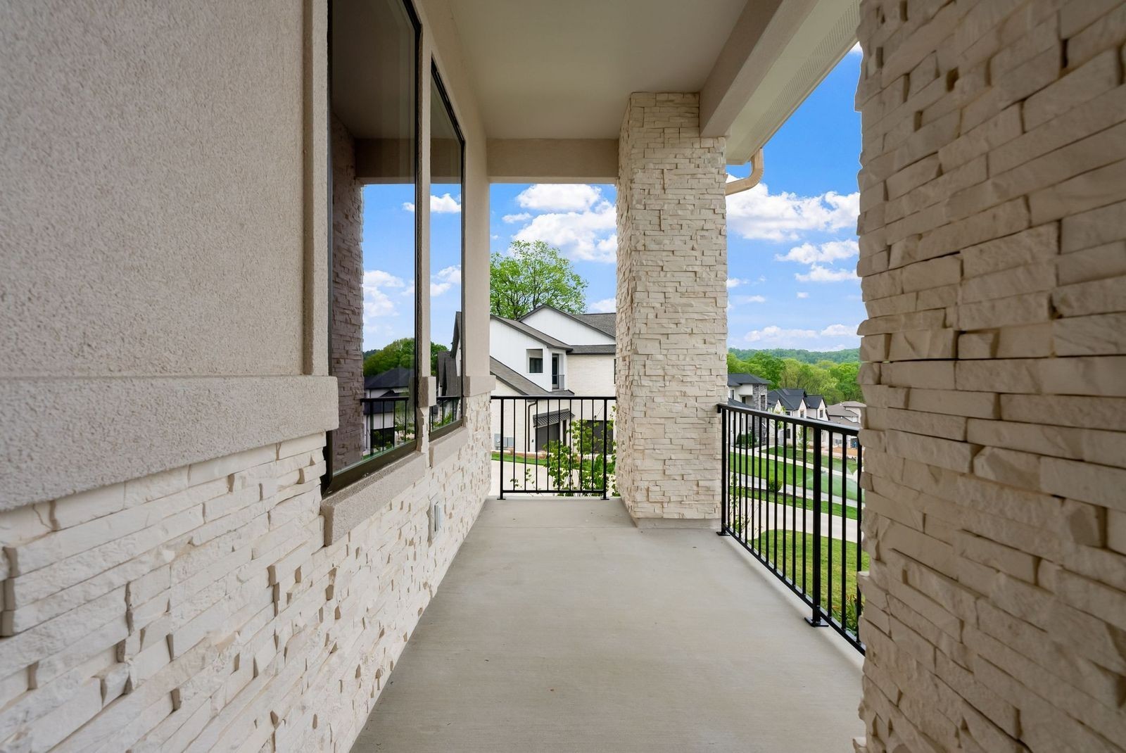6066 Lookaway Cir Property Photo 6