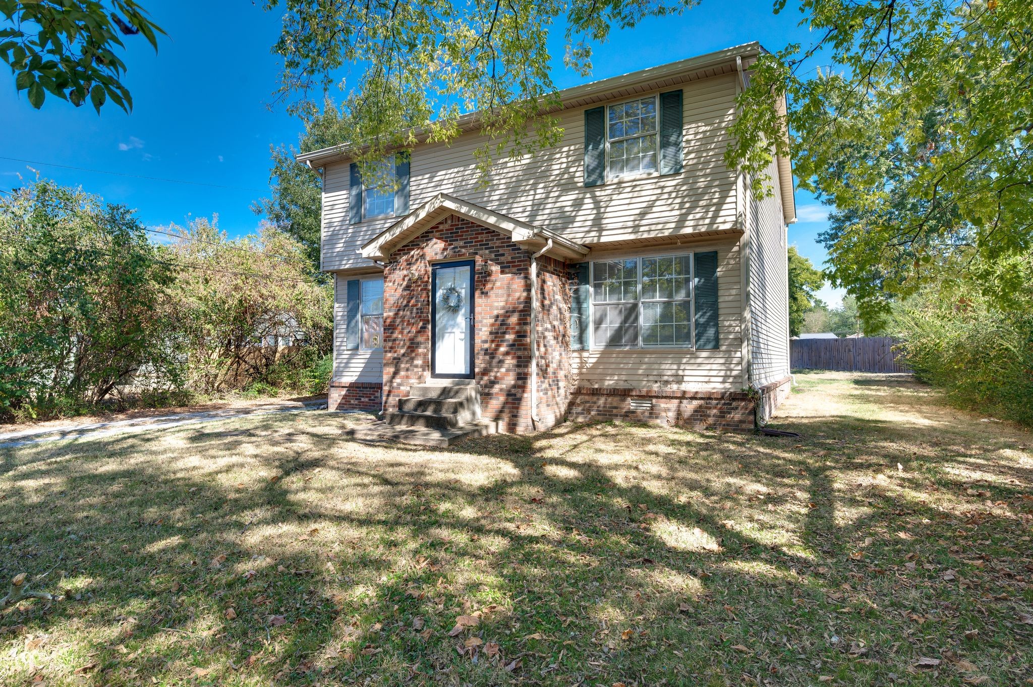 7480 Harrow Dr Property Photo 2