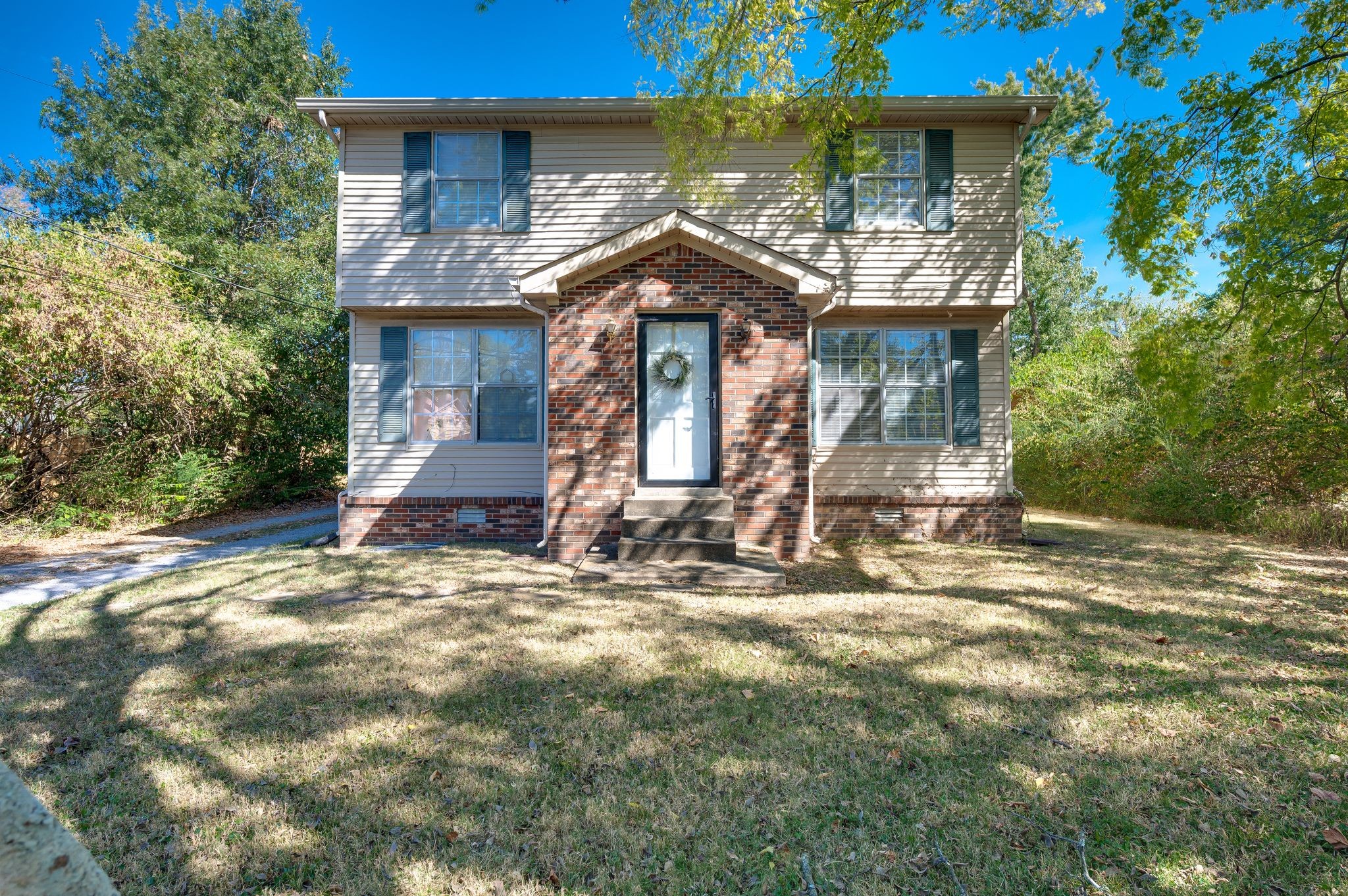 7480 Harrow Dr Property Photo 4