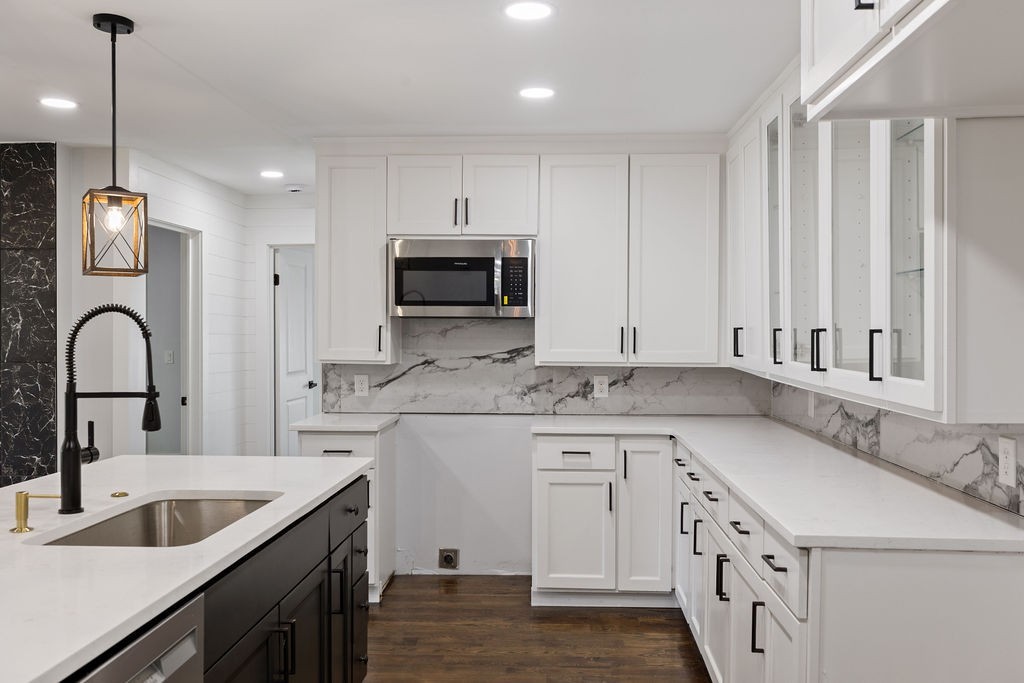 1124 Apple St Property Photo 10